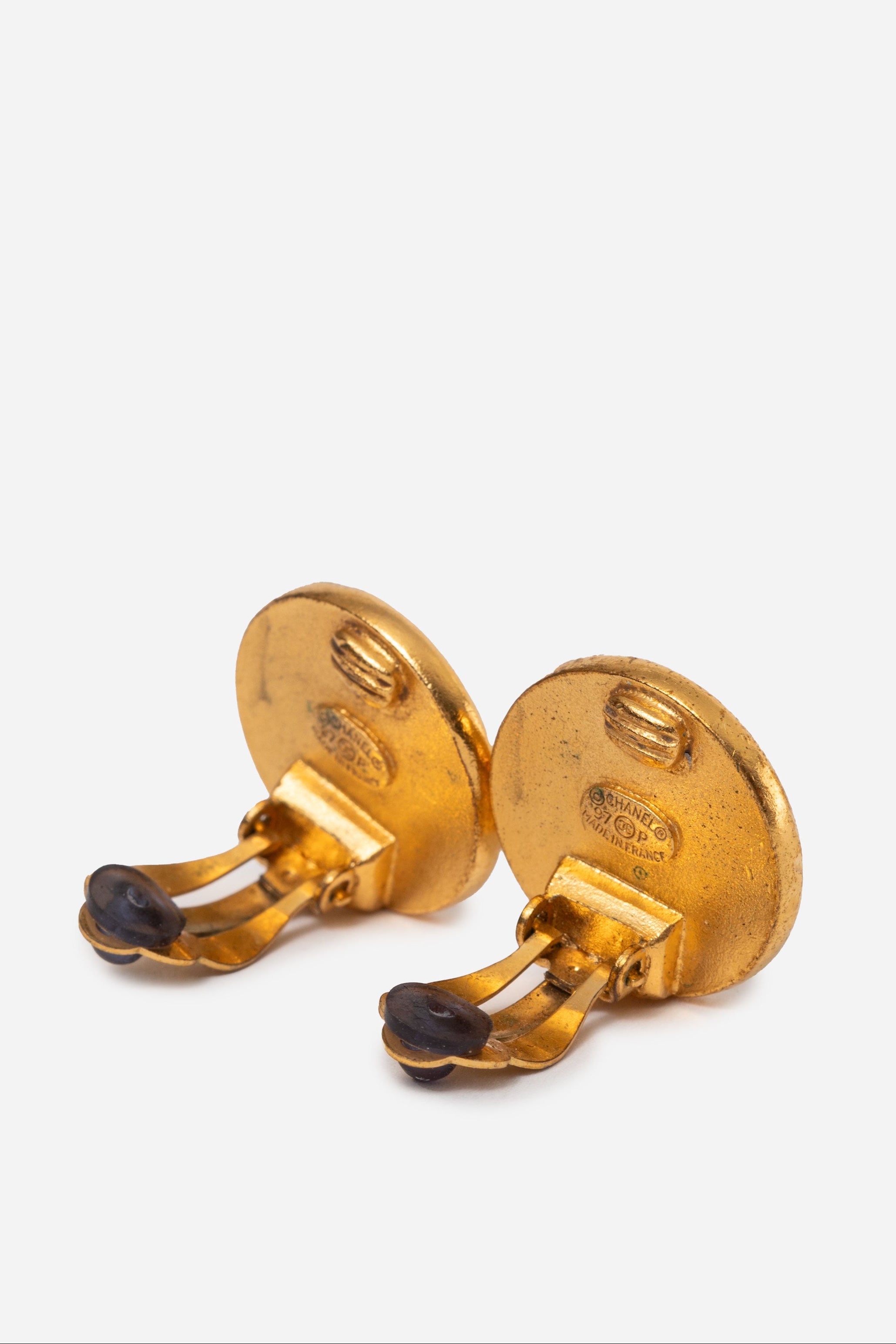 Pre-owned Chanel Cameilia Earrings Clip-on