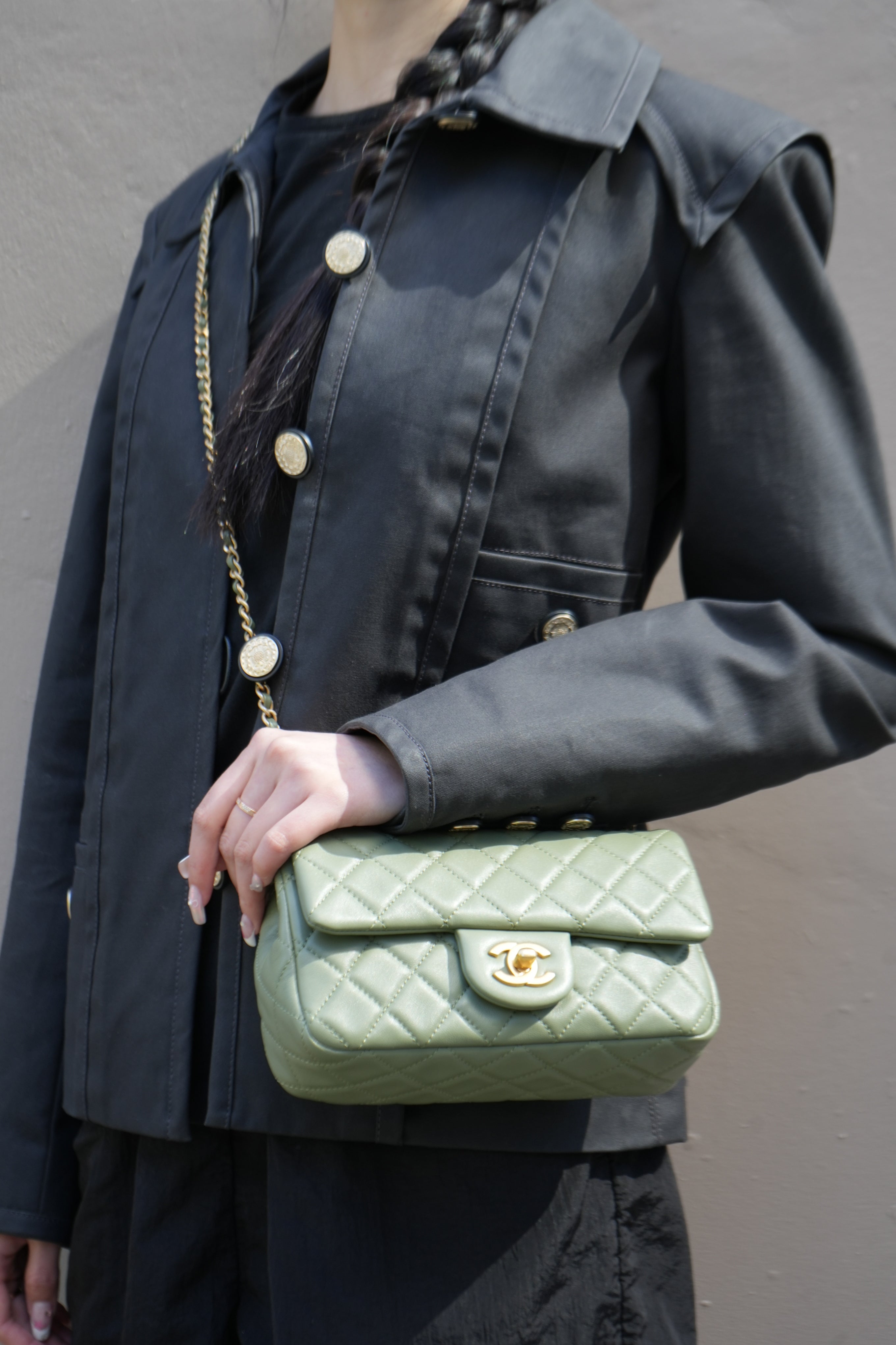 Pre-Owned CHANEL Pearl Crush Mini Rectangular Flap