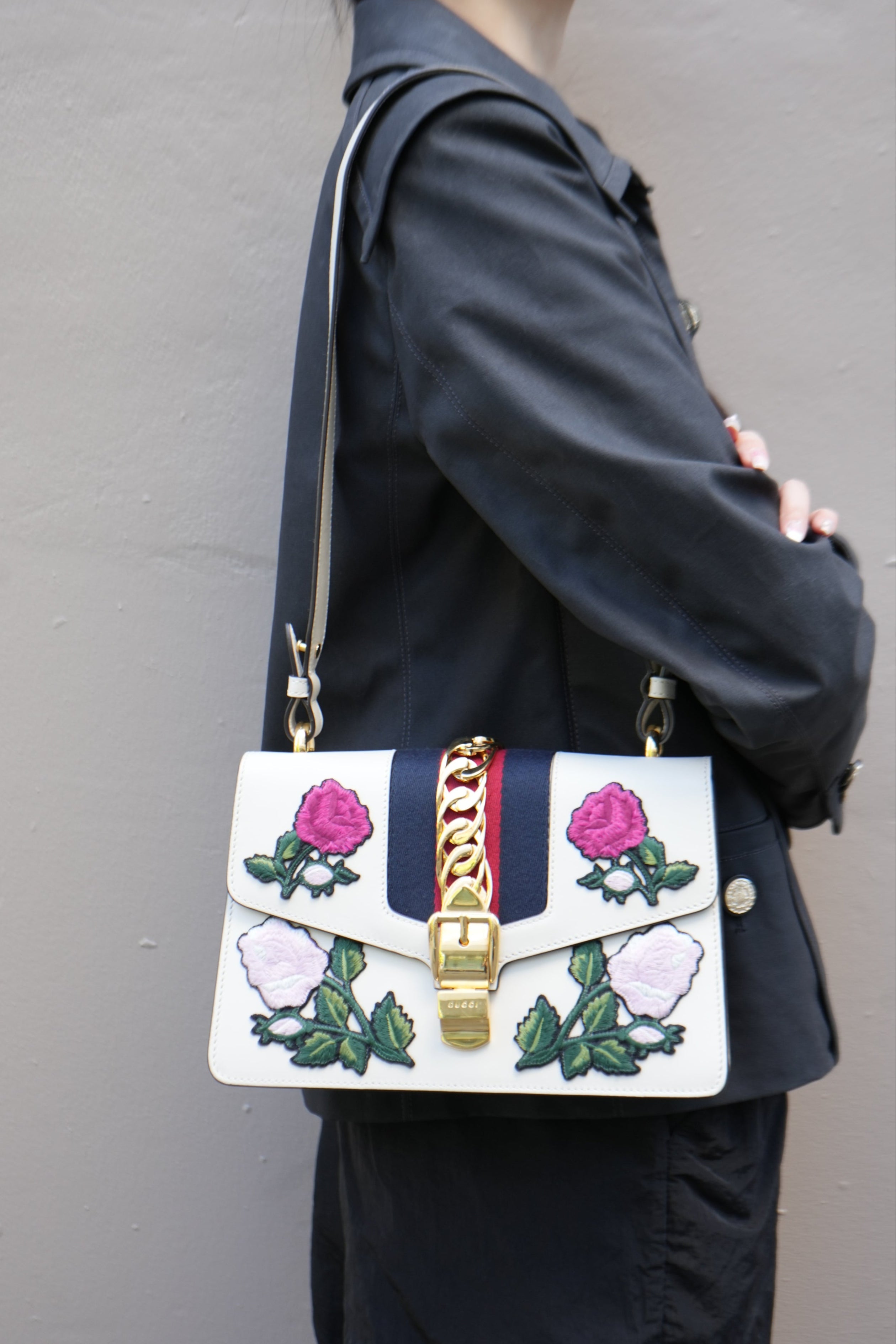 Gucci Floral Embroidered Sylvie Bag