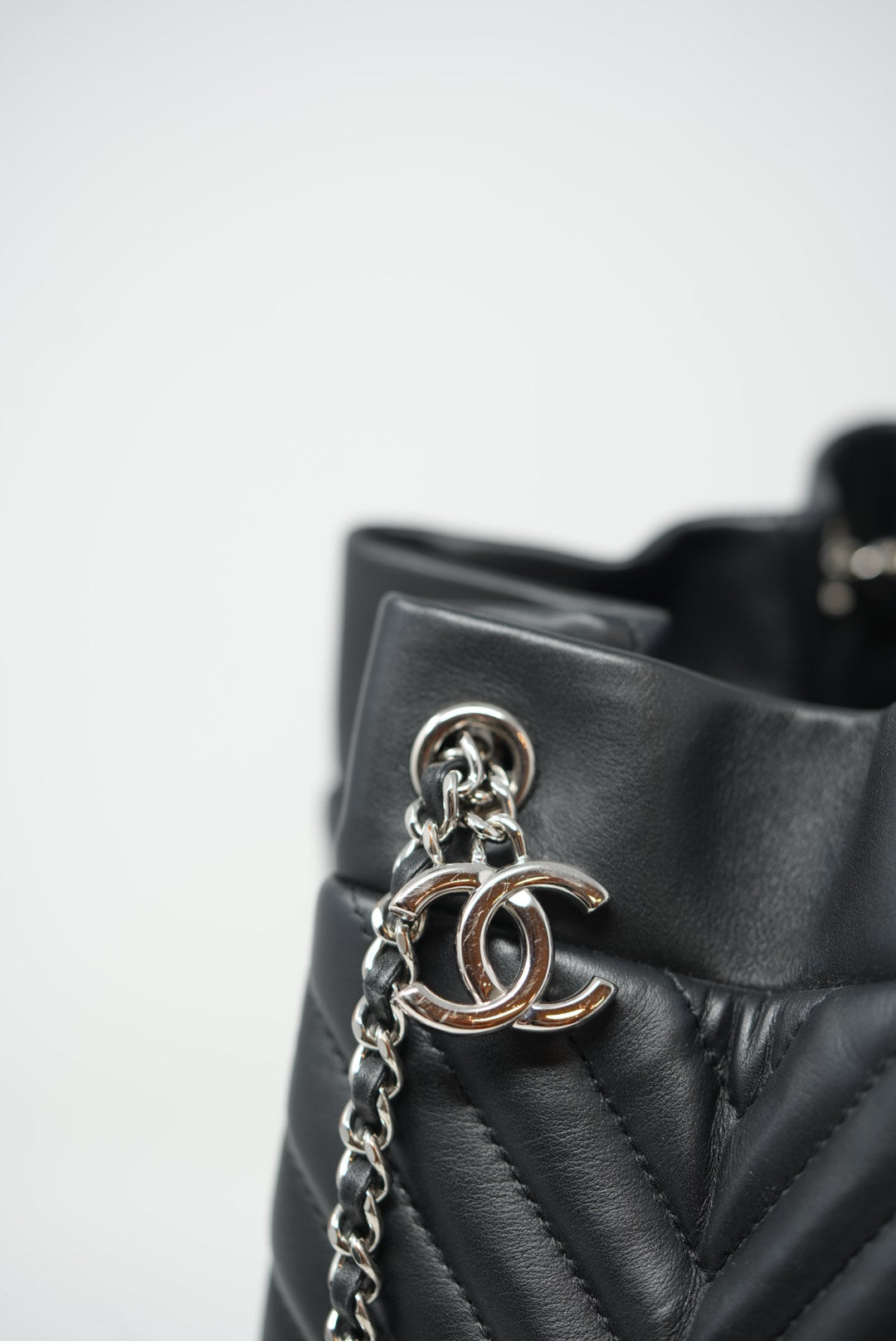 Pre-owned Chanel Chevron Urban Spirit Calfskin