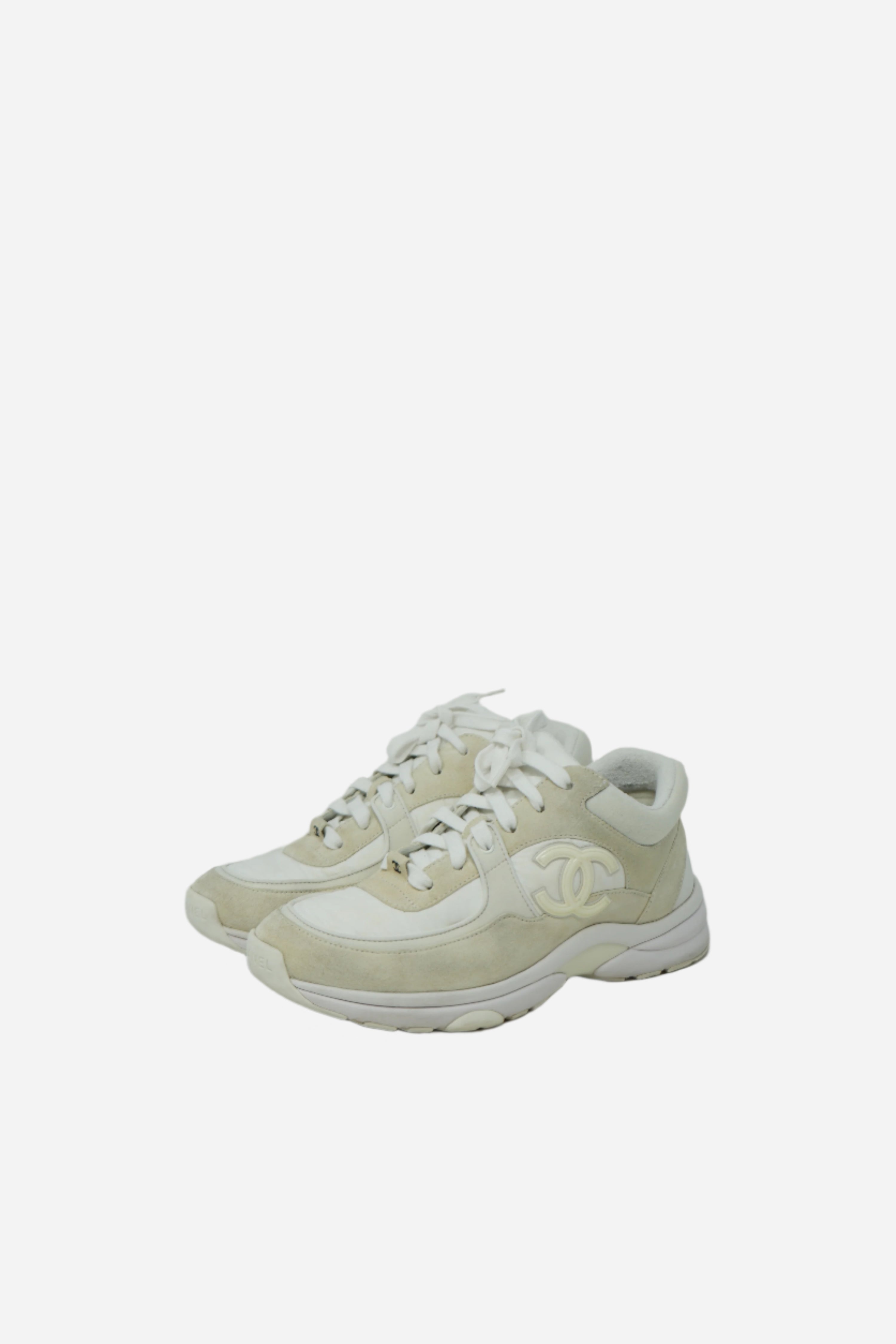 Pre-Owned Chanel CC Sneakers
