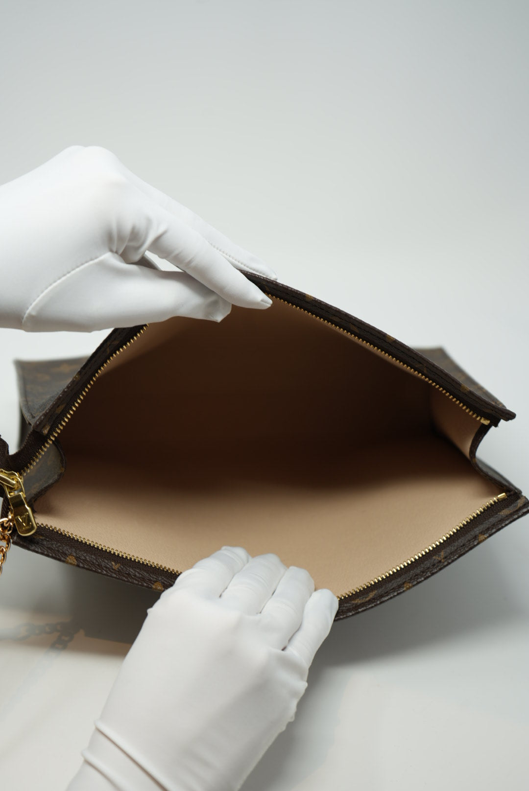 Louis Vuitton Monogram Pouch Large