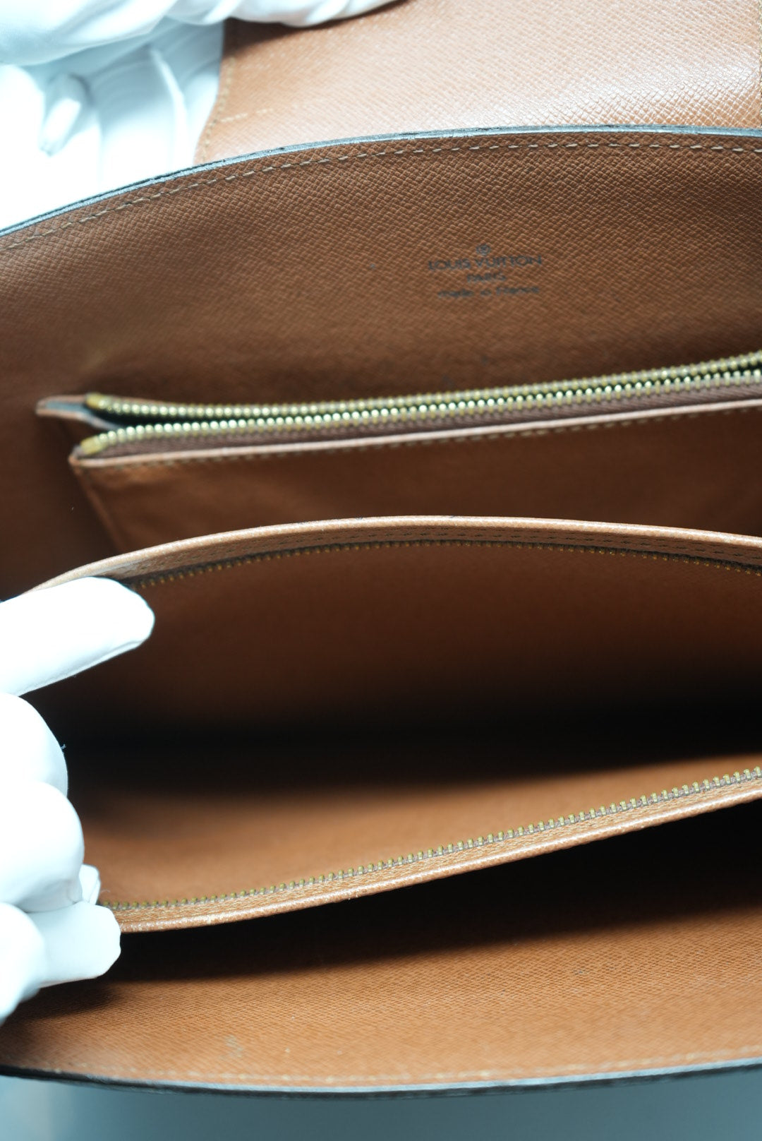 Louis Vuitton 1995 Courcelles Monogram Handbag