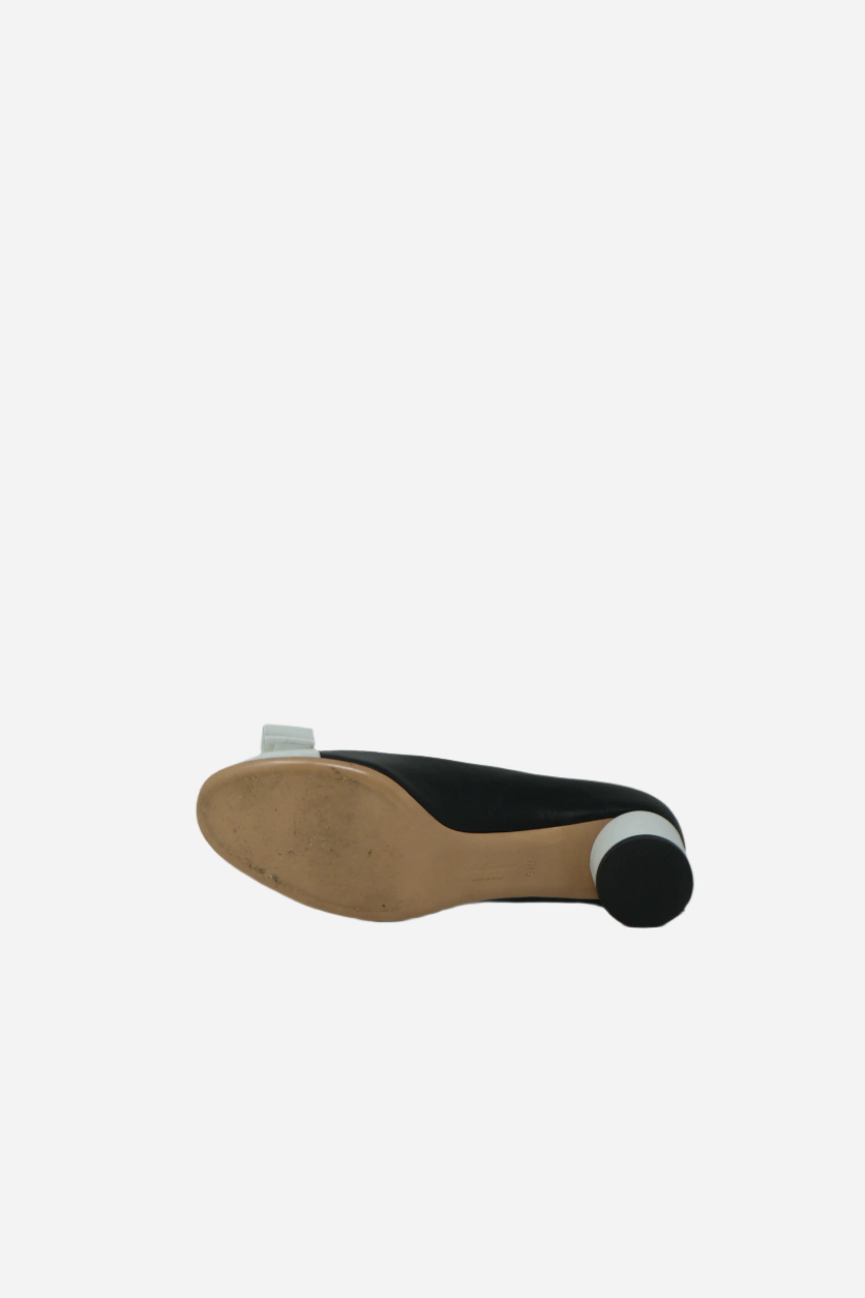 Ferragamo bow Block Heel Pumps