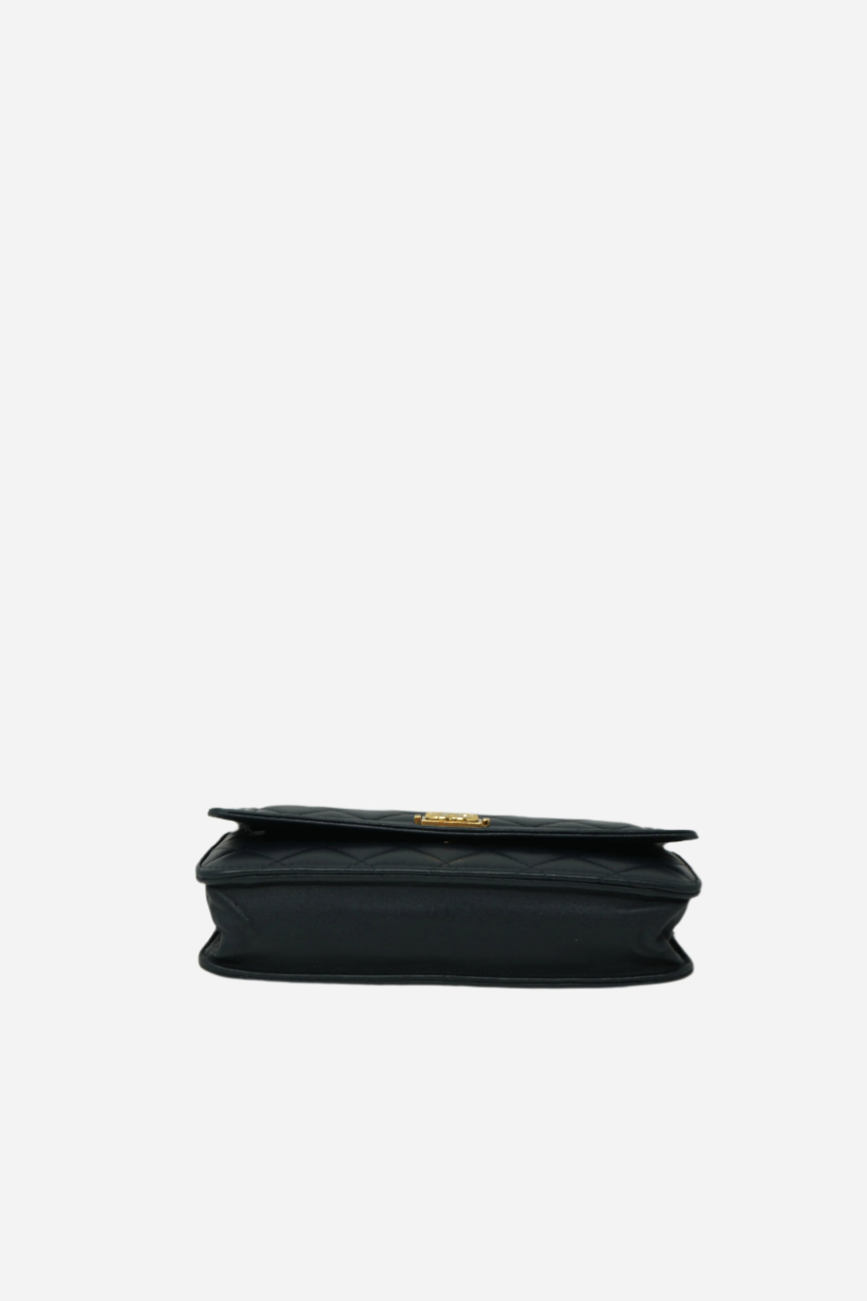 Pre-owned Chanel Boy Wallet On Chain Navy - Refurblished