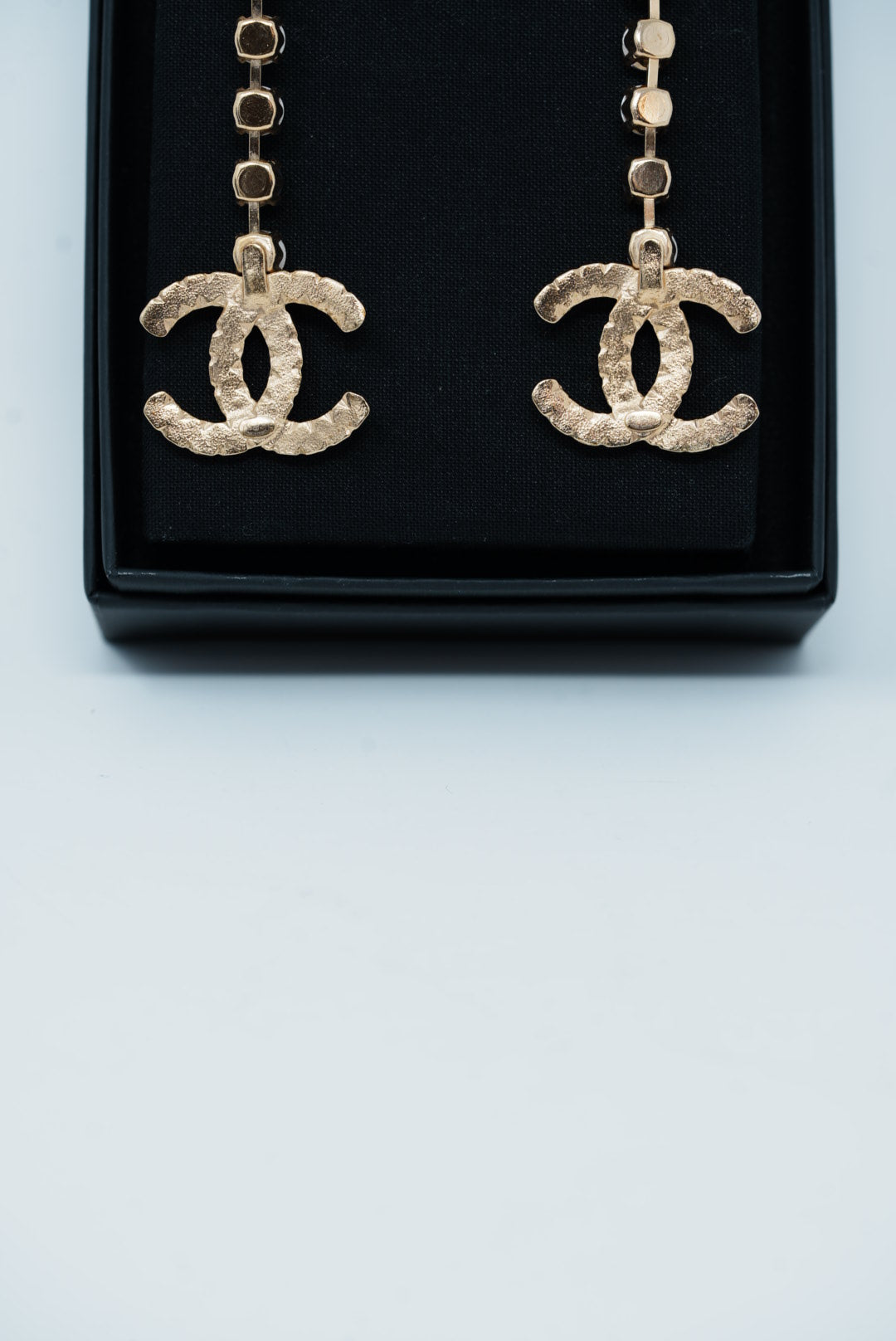 Pre-Owned Chanel CC Rhinestone Faux Pearl drop 2020