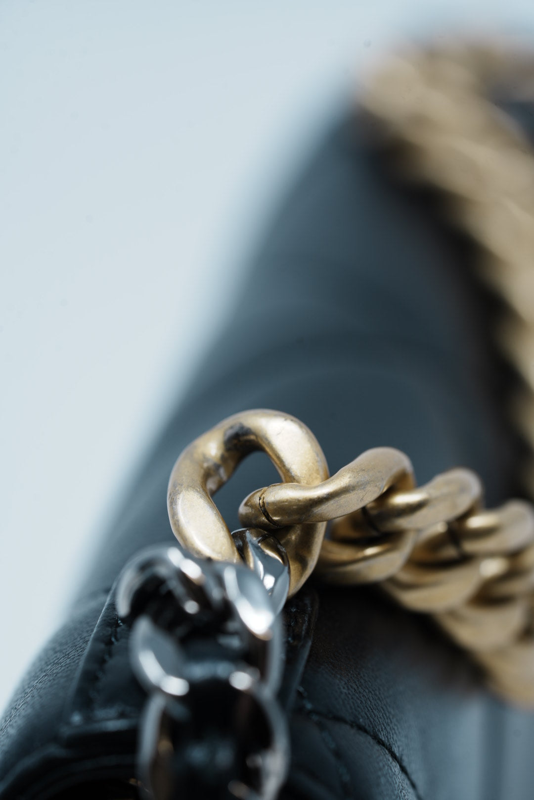 Pre-Owned Chanel 19 Black Lambskin Clutch with Chain