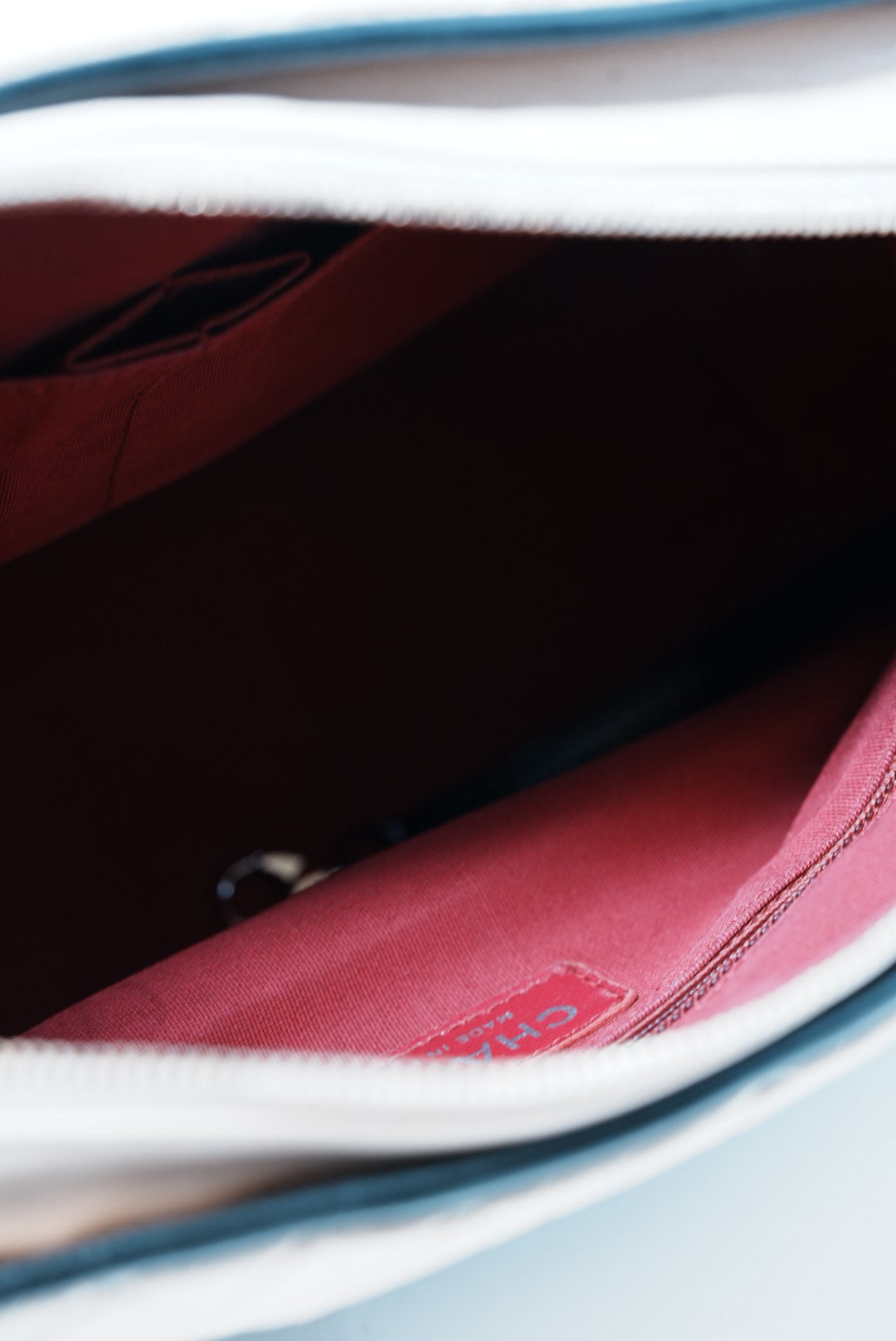 Pre-Owned Chanel 2017-2018 Beige/Black Medium Gabrielle Hobo Crossbody