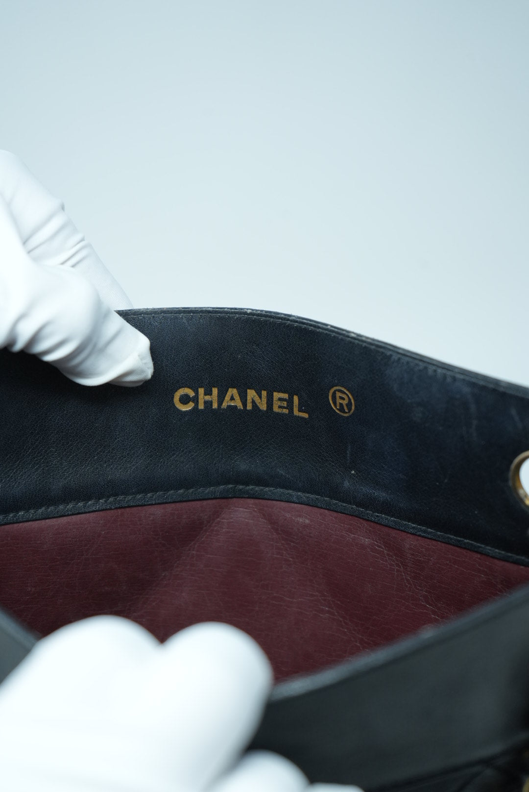 Pre-Owned Chanel Lambskin Tote Black
