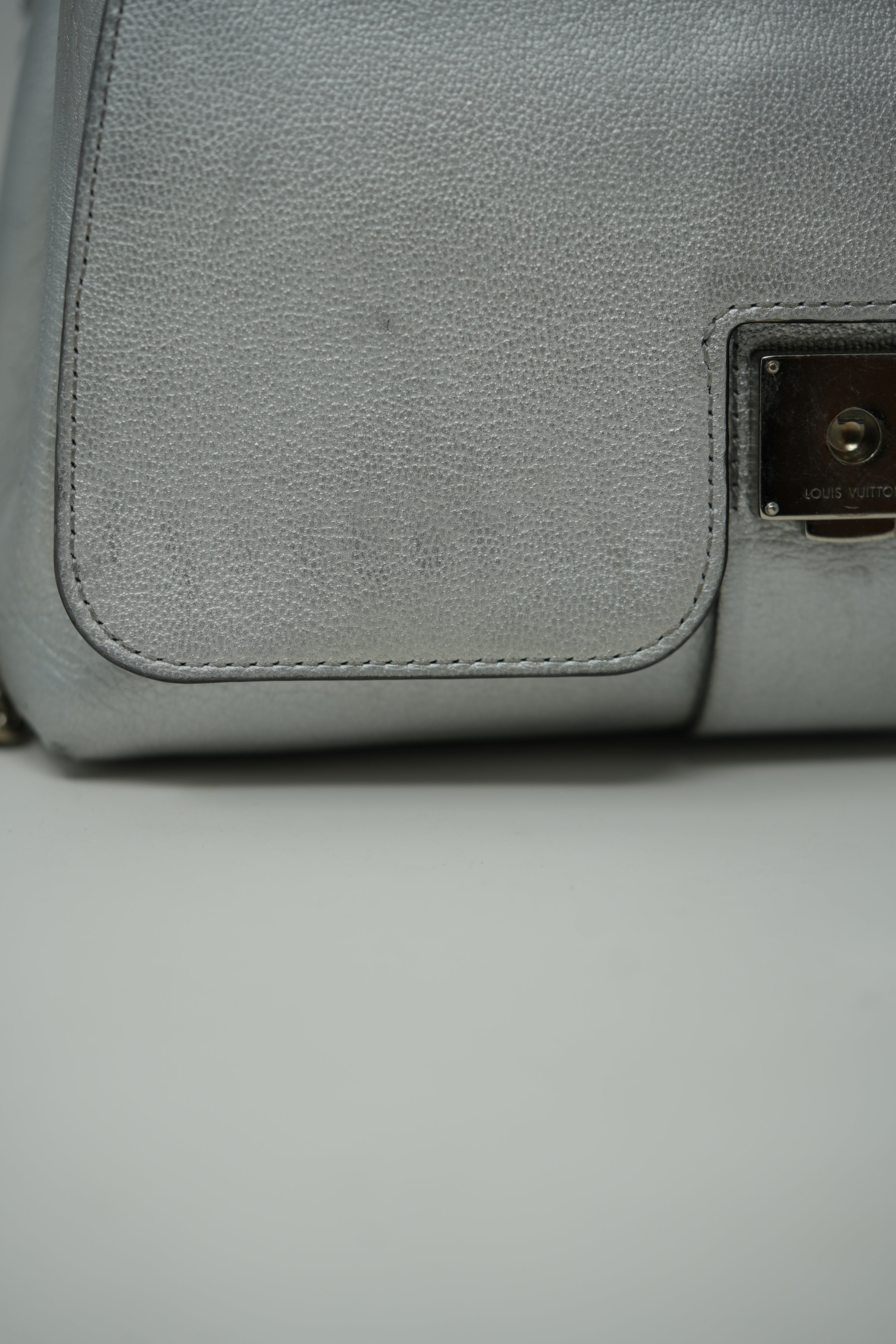 Louis Vuitton Leather Very Chain Bag