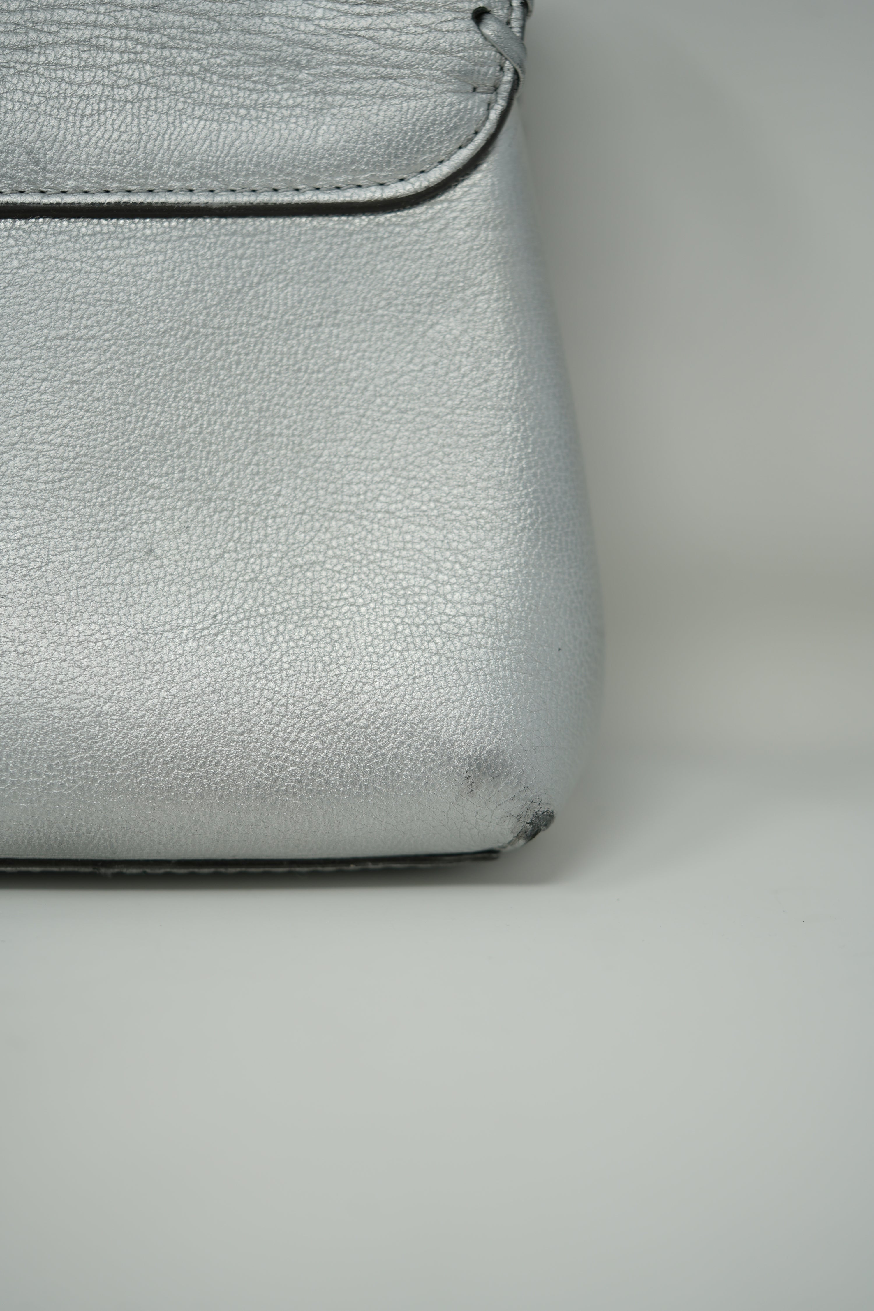 Louis Vuitton Leather Very Chain Bag