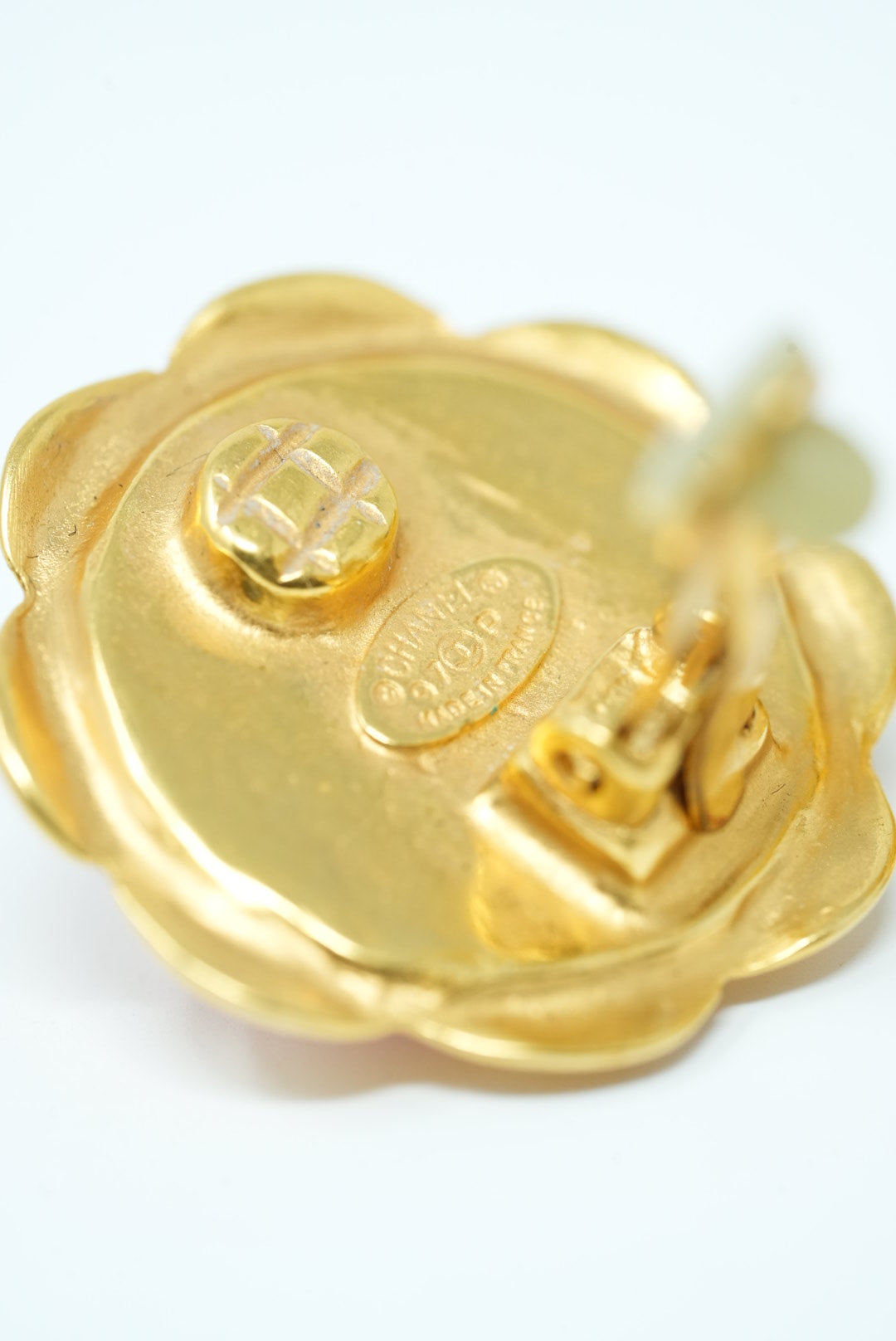 Pre-Owned CHANEL Flower CC Earrings ClipOn 1997