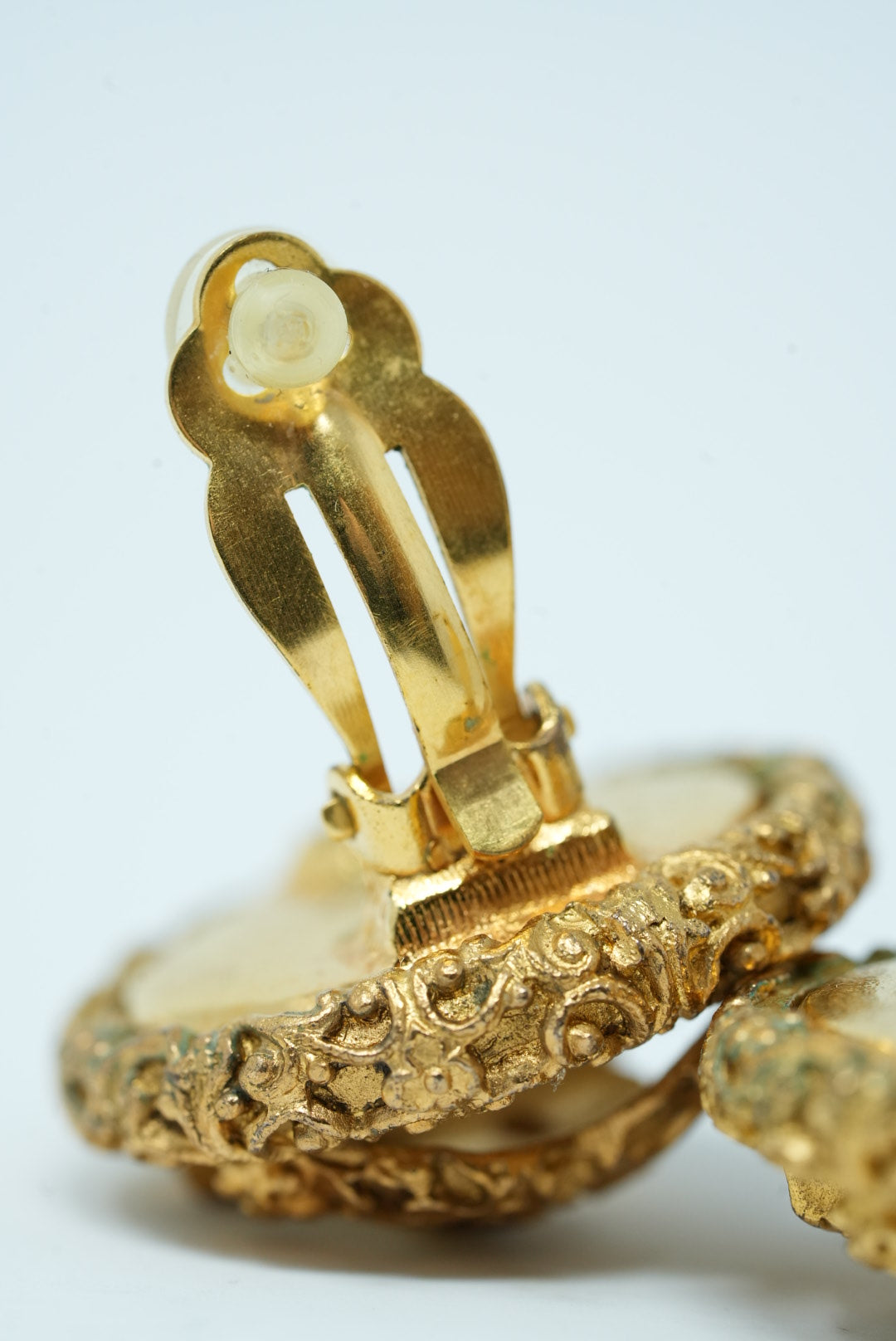 Pre-Owned Chanel 1993 CC Mirror Earrings Clip-On 1993