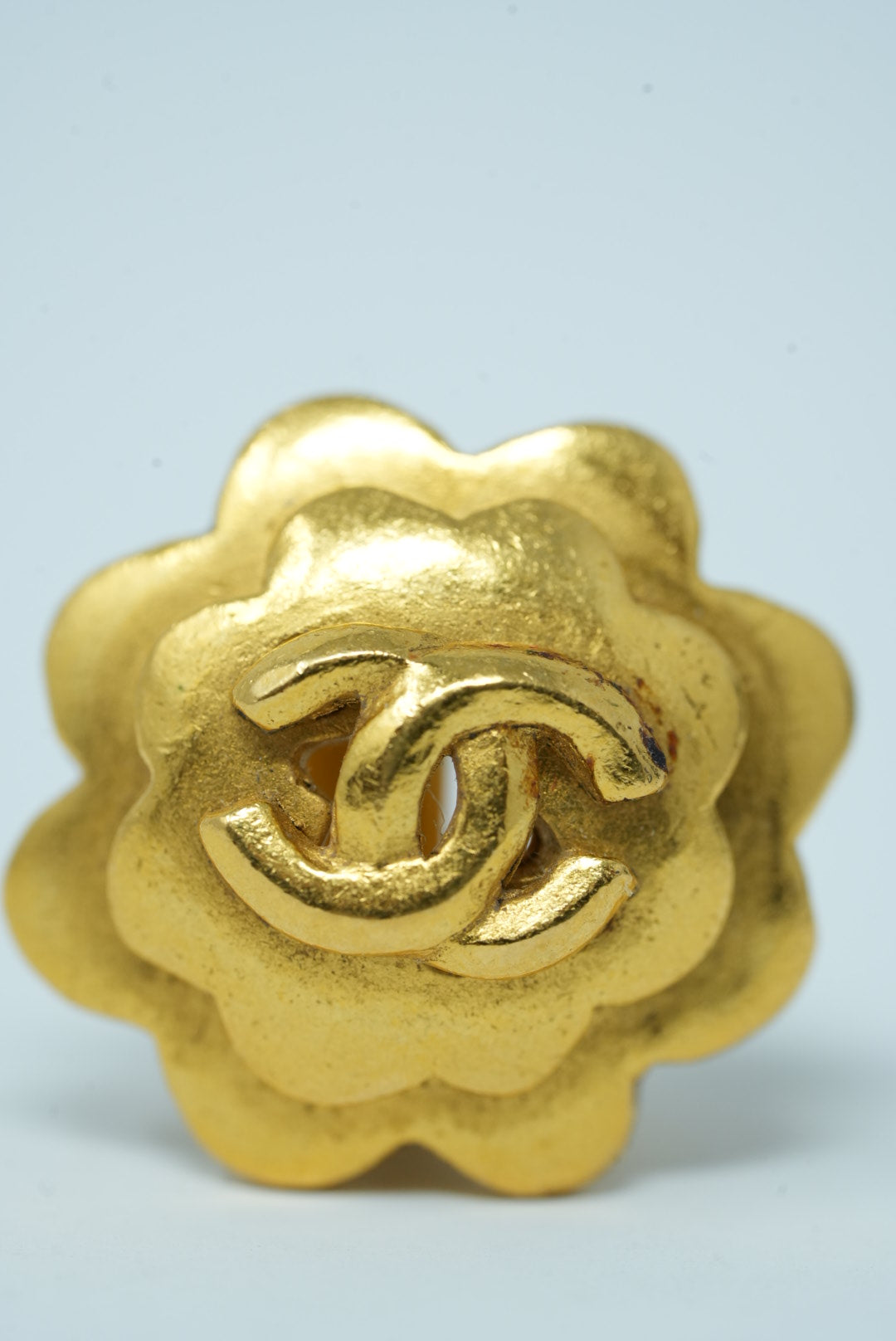 Pre-Owned CHANEL Flower Earrings Clip-On 1996