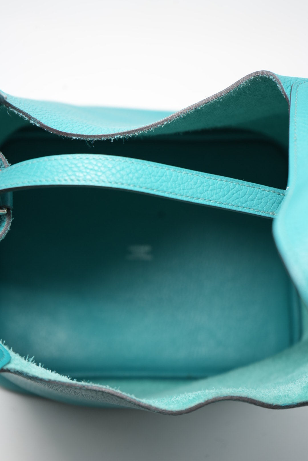 Hermes Taurillon Clemence Picotin Lock 22 Green