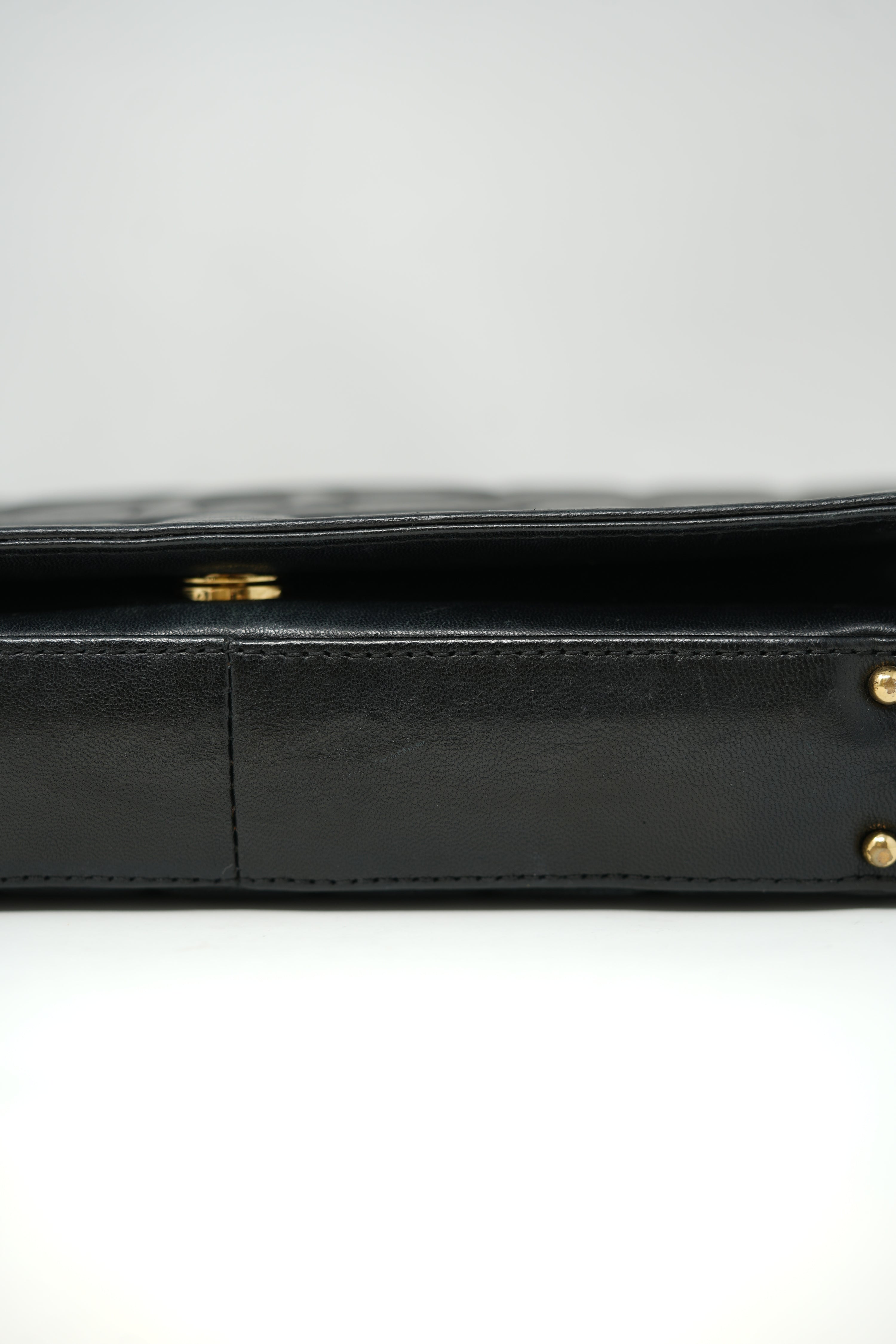 Pre-Owned 2003–2004 Chanel Black Calfskin/Lambskin Chocolate Bar Shoulder Bag