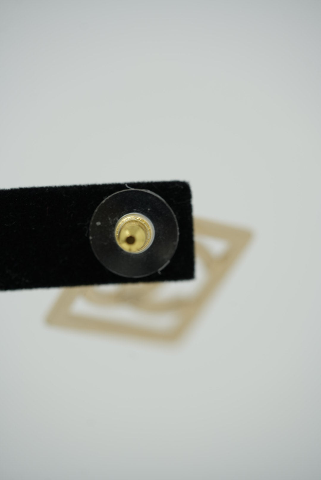 Pre-Owned Chanel 24C Square CC Earrings