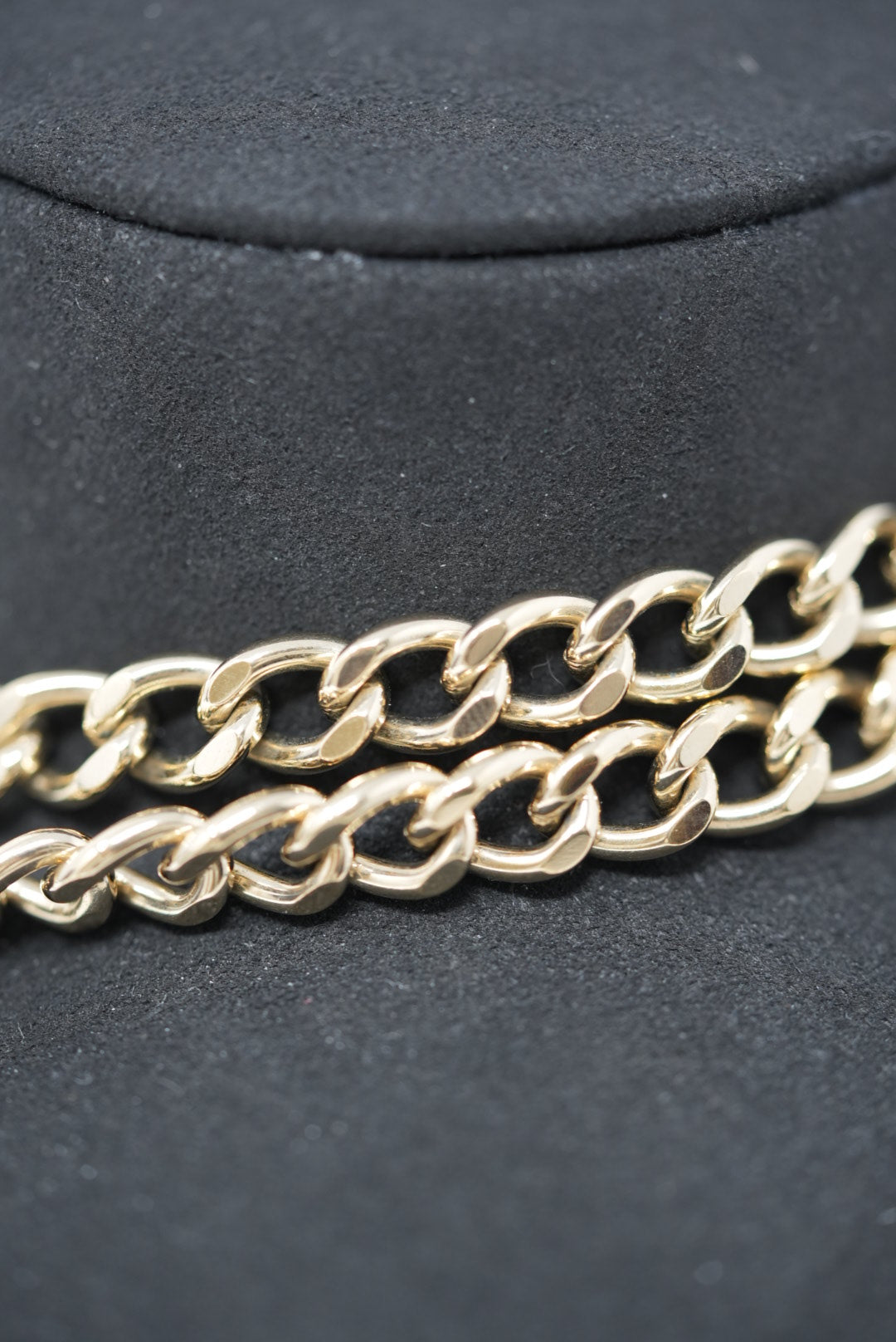 Pre-Owned Chanel CC Logo Chain Belt