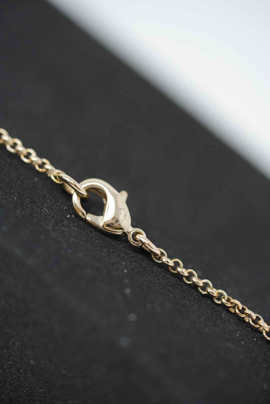 Pre-Owned Chanel 22P Heart CC Logo Necklace