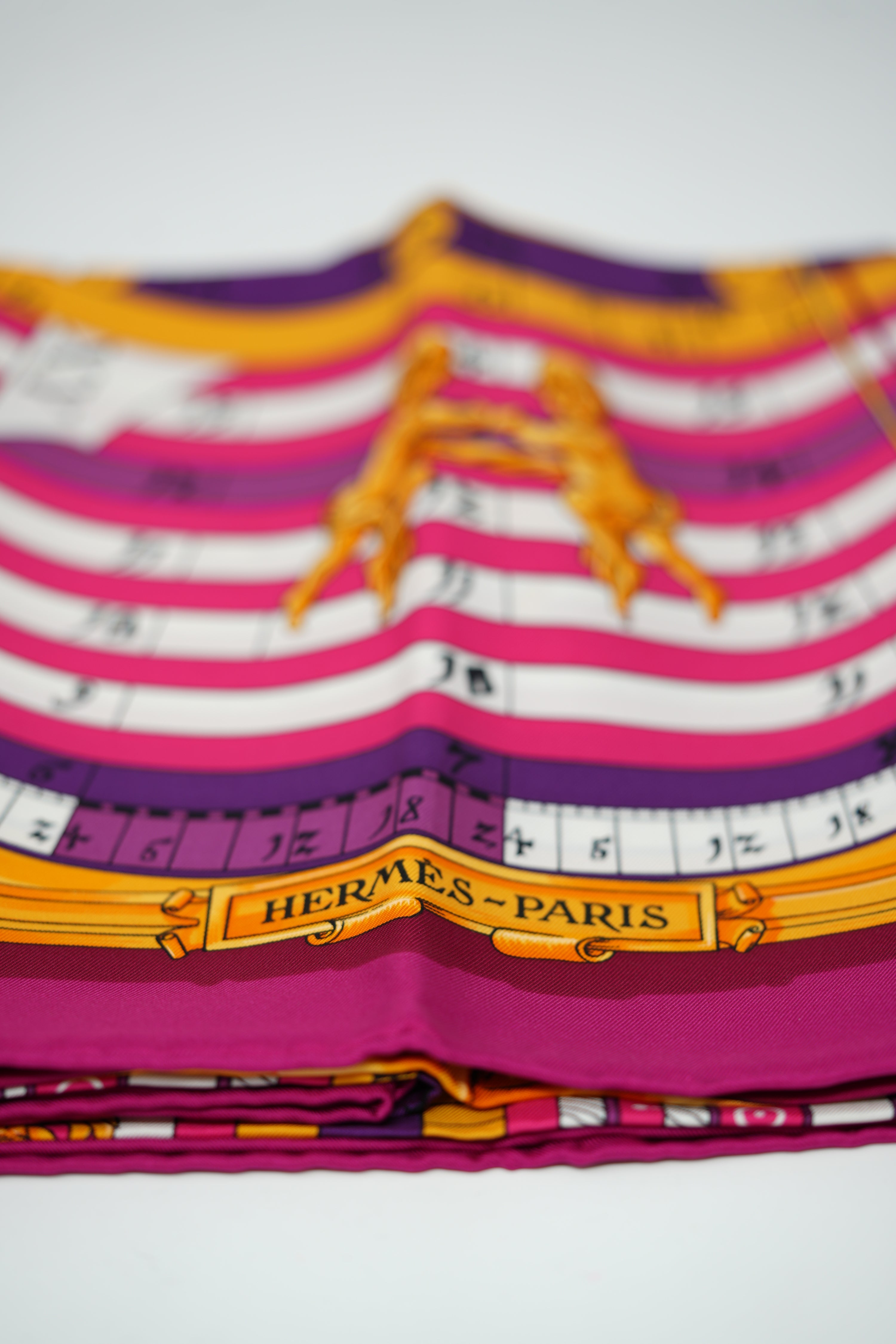 Hermes Red Pattern Printed Scarf 90cm 100% Silk NW