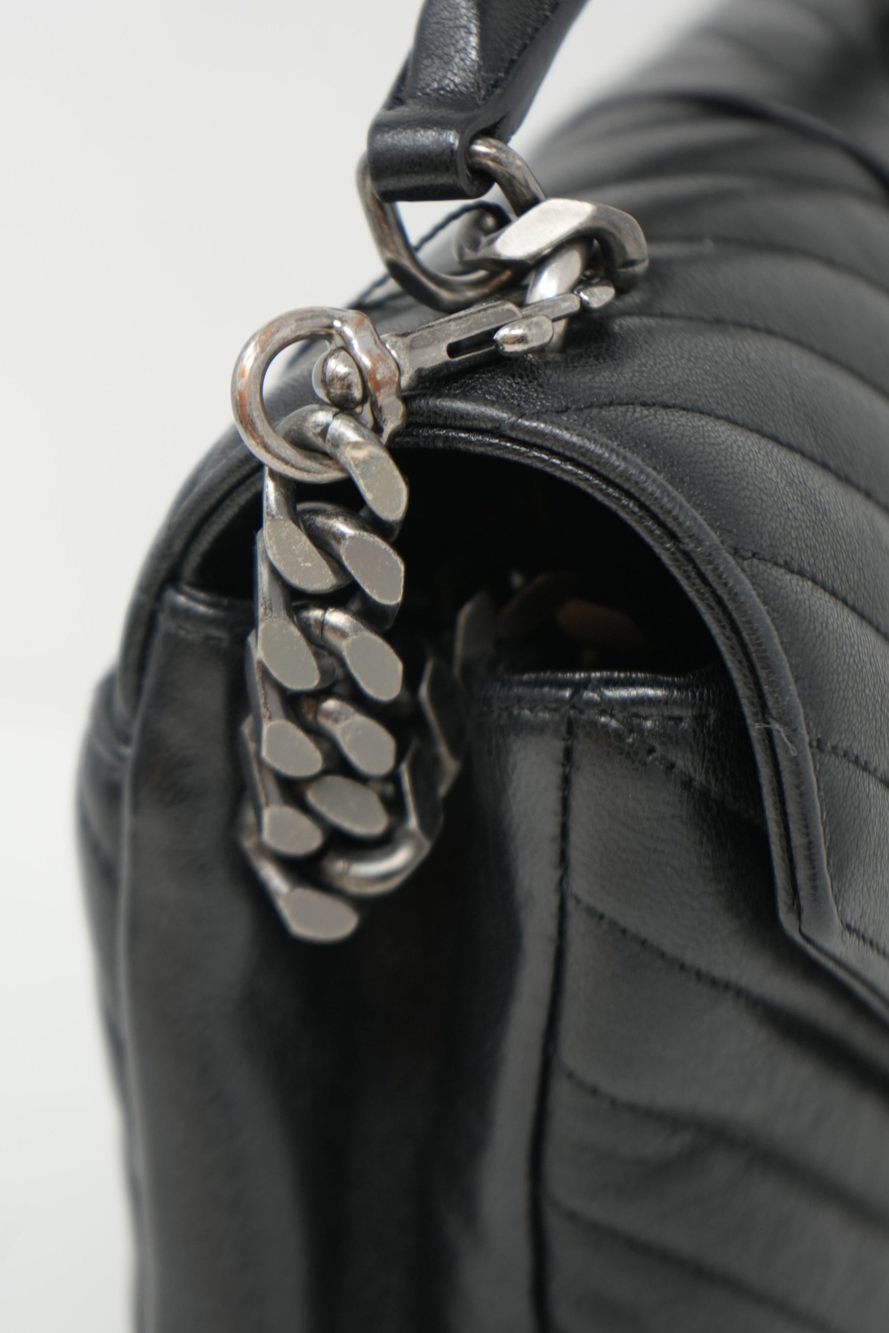 Saint Laurent Quilted COLLEGE MEDIUM Handbag Black