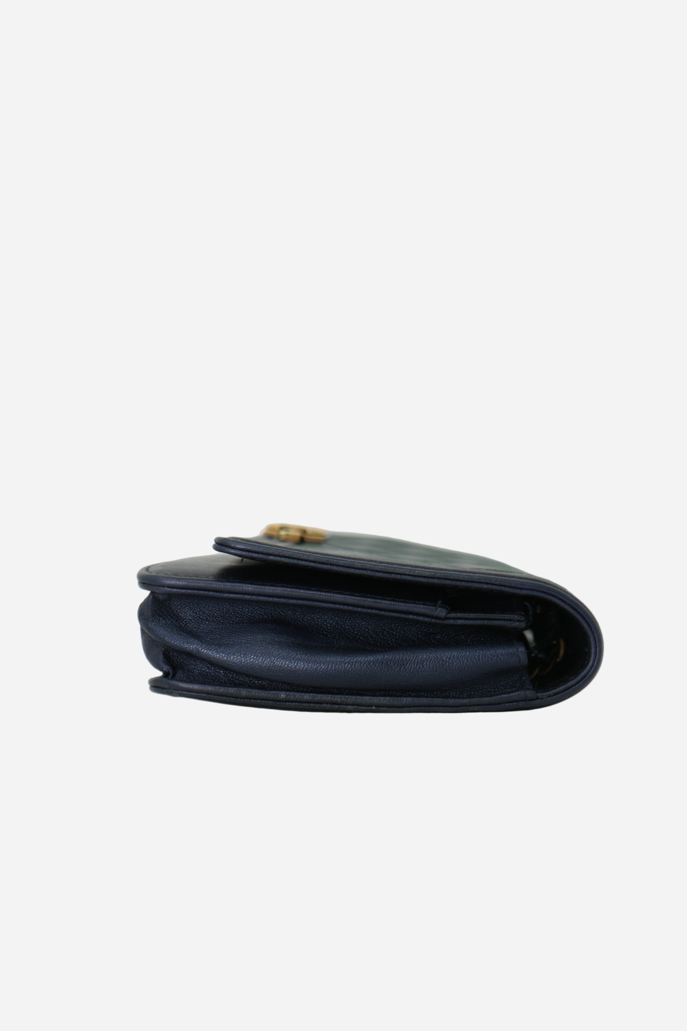 Pre-Owned Chanel Lambskin Boy Wallet On Chain Navy