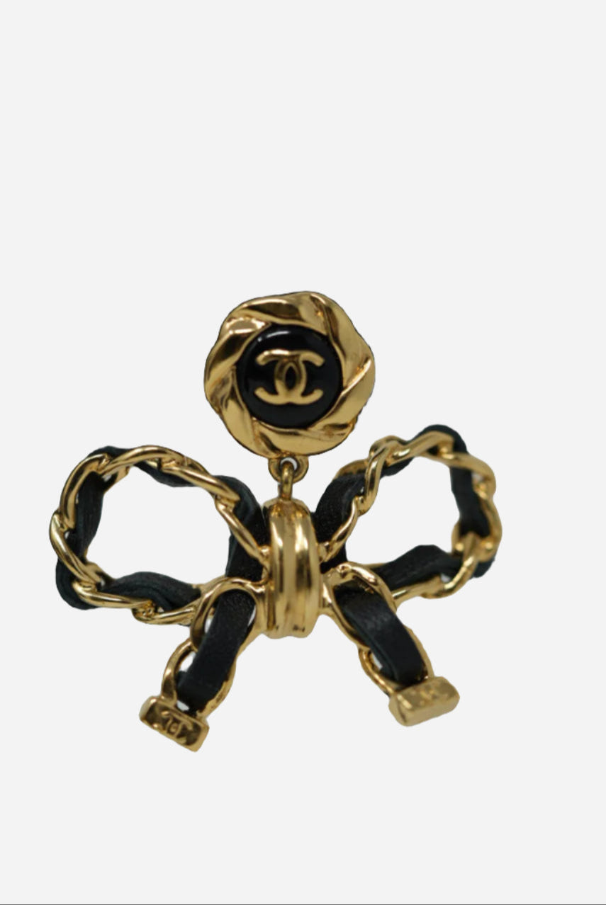 Pre-Owned Chanel Metal/Leather Bow tie Earrings 2022