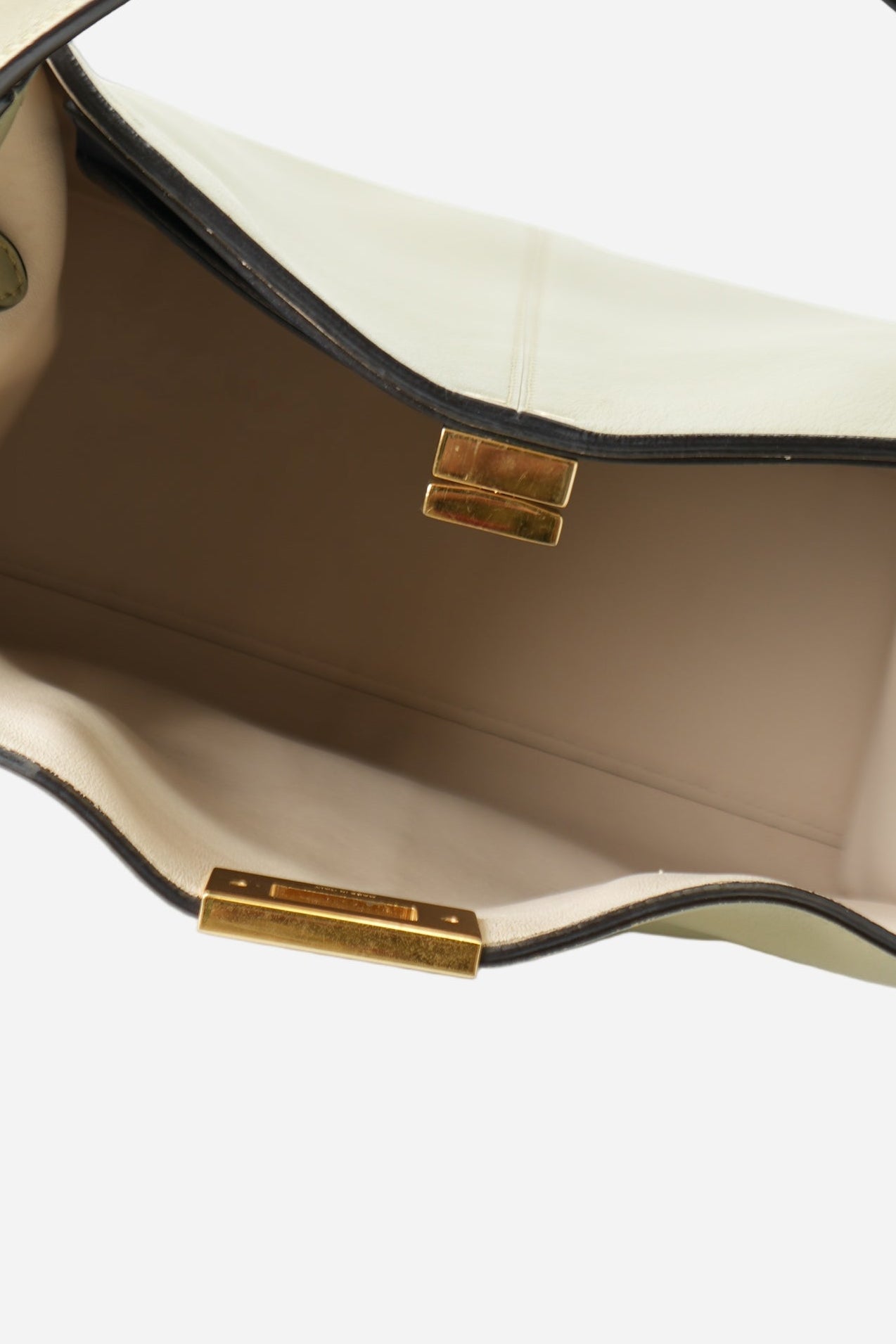Fendi Vitello Seta Medium Peekaboo X-Lite Mandorlo