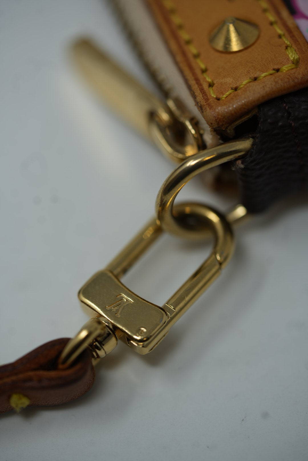 Louis Vuitton 2003 Blossom Pochette Shoulder Bag