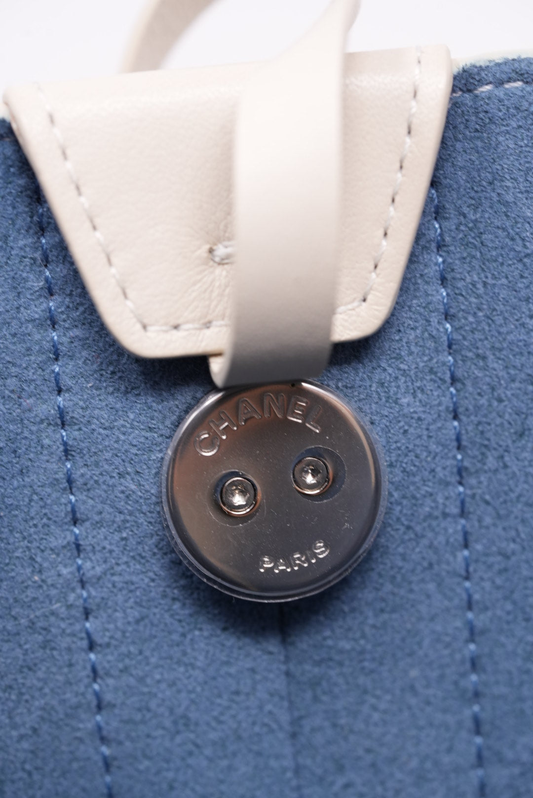 Pre-Owned Chanel Bucket Bag Perforated Calfskin 2019