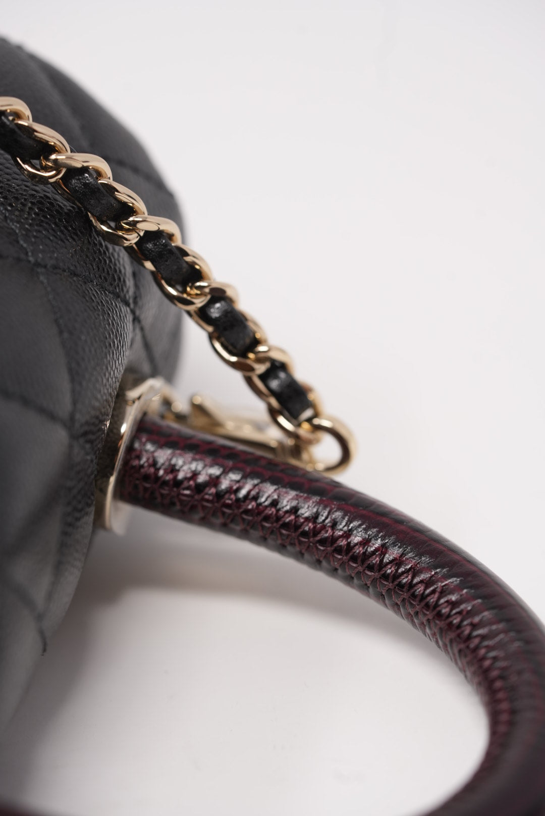 Pre-Owned Chanel Extra Mini CoCo Handle Caviar Black