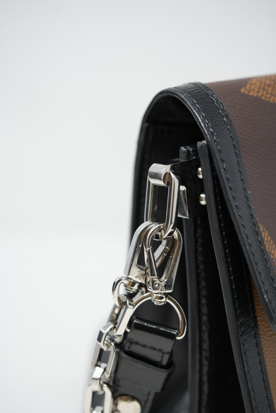 Louis Vuitton Reverse Dauphine MM