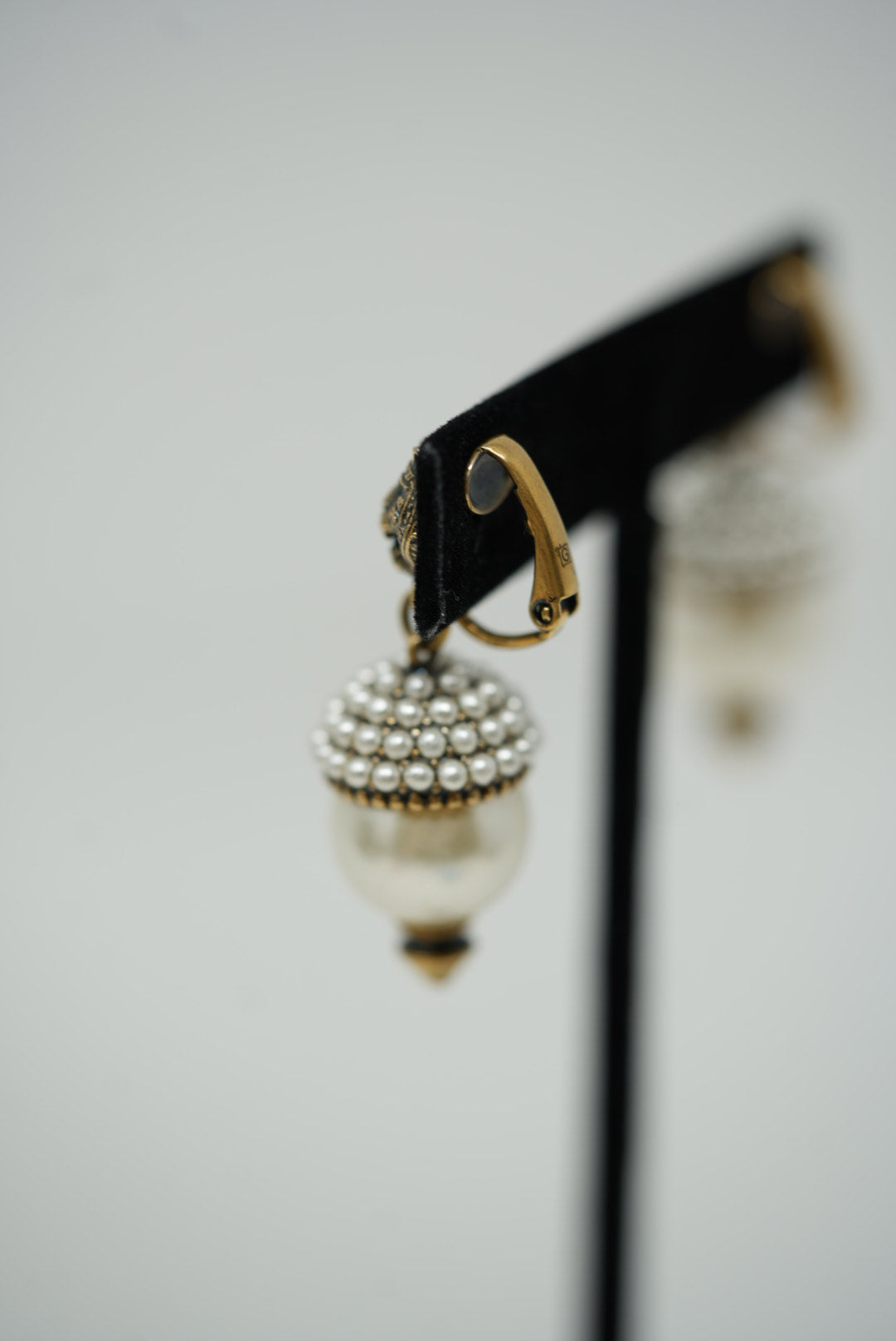 Gucci Faux Pearl Feline Earrings