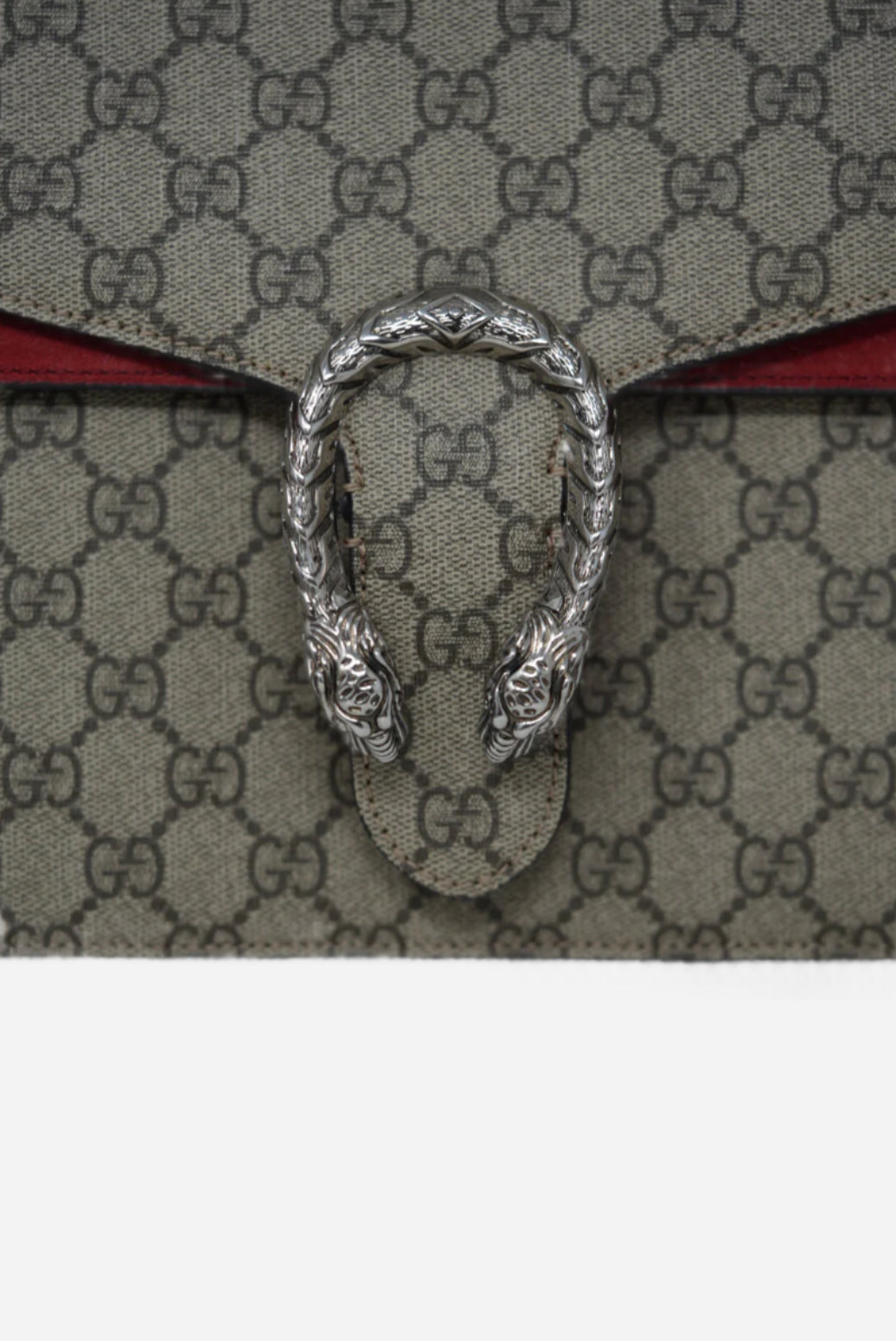 Gucci Dionysus Medium Shoulder Bag