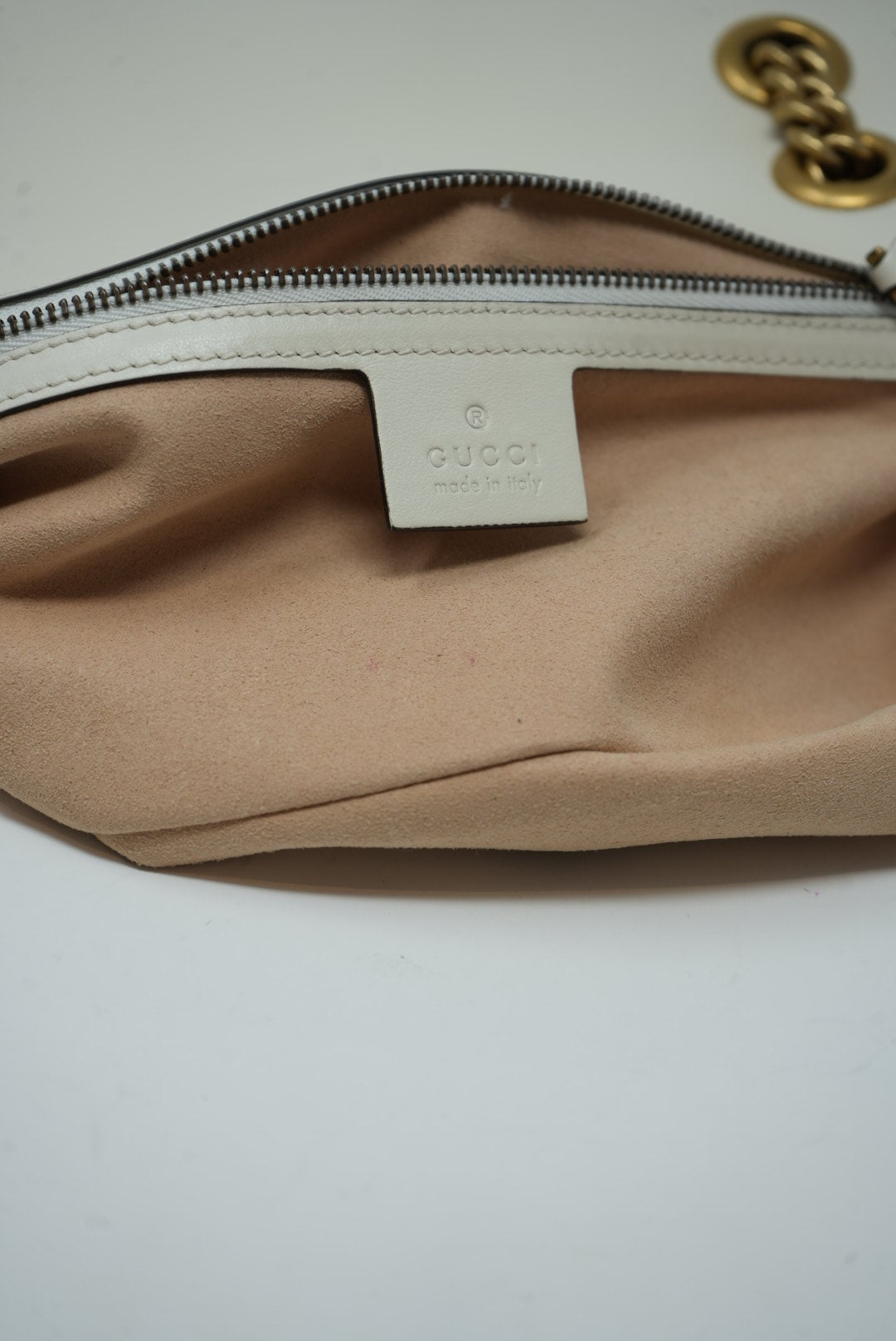 Gucci GG white marmont Medium Shoulder Bag