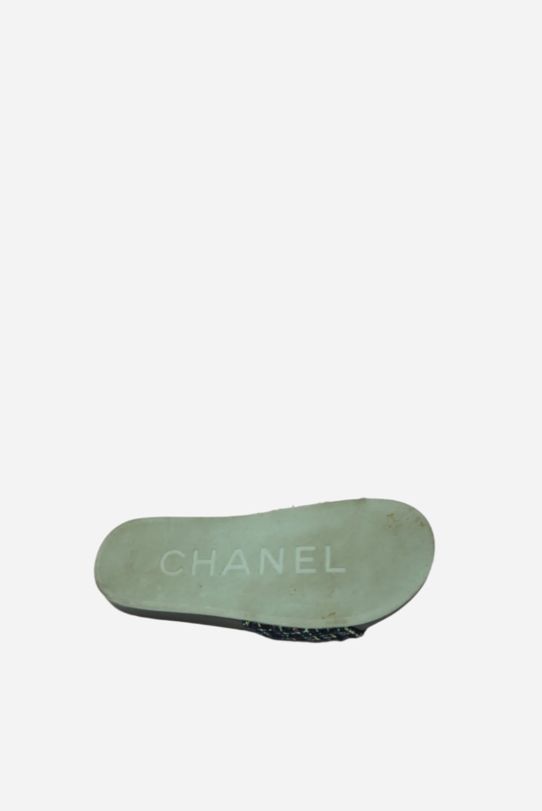 Pre-Owned Chanel Tweed Camellia Rubber Sandals