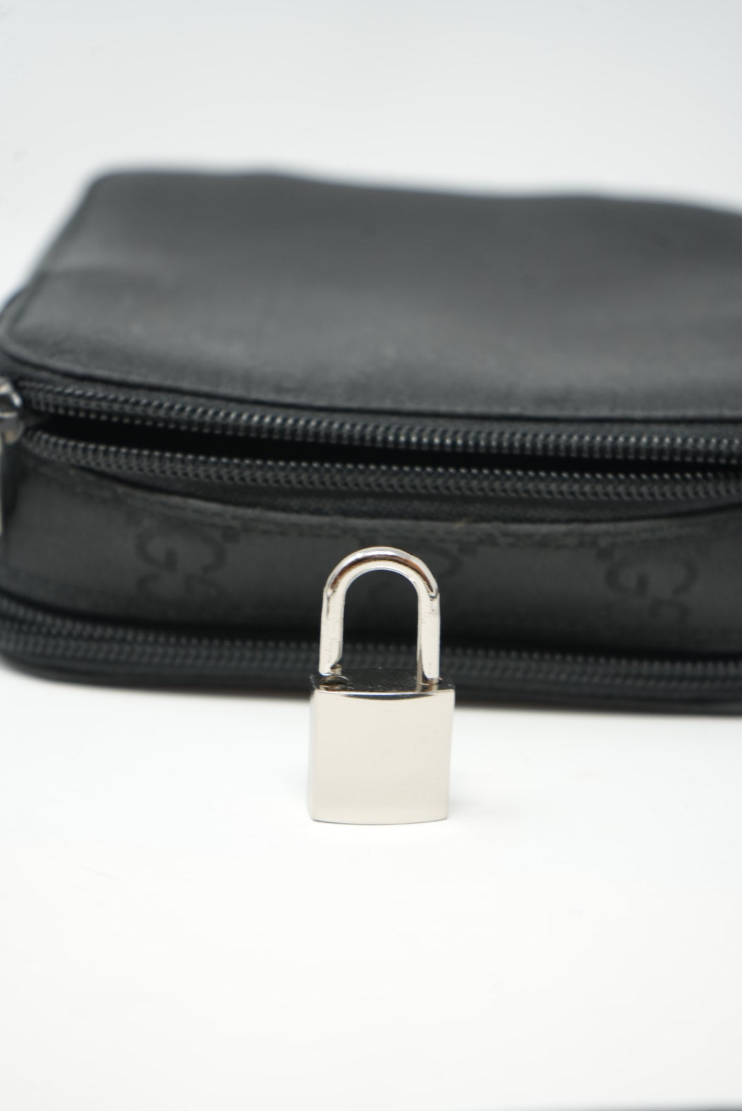 Gucci GG Canvas Shoulder Bag Black