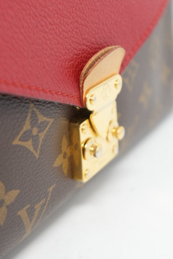 Louis Vuitton Pallas Chain Bag 2015