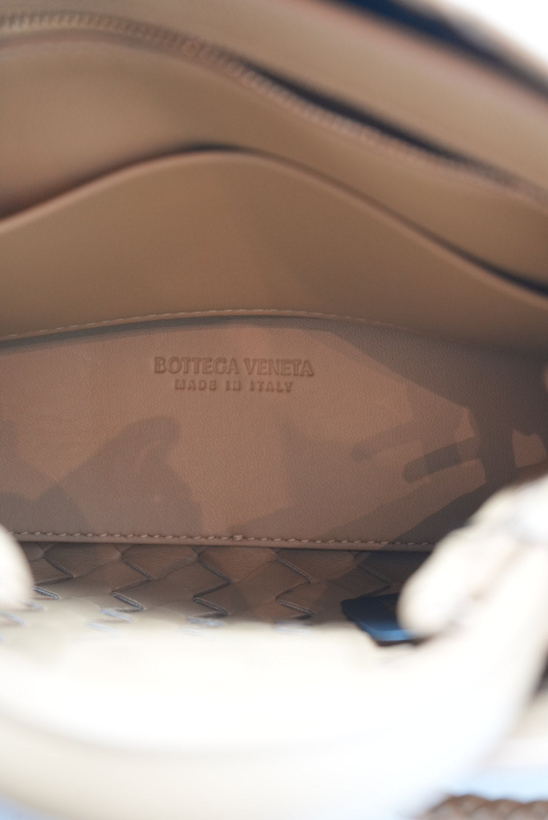 Pre-owned Bottega Veneta Small Andiamo Leather Praline