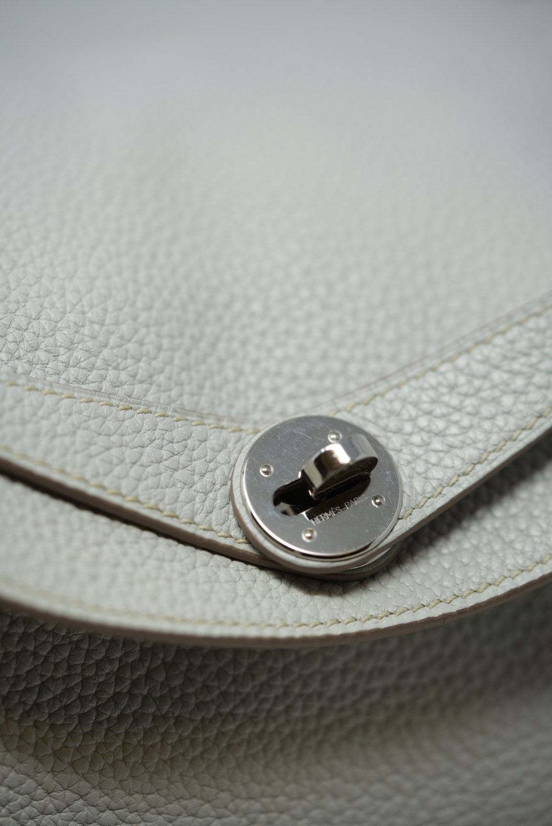Hermes Lindy 30 TC Leather Square R 2004 Gris Perle