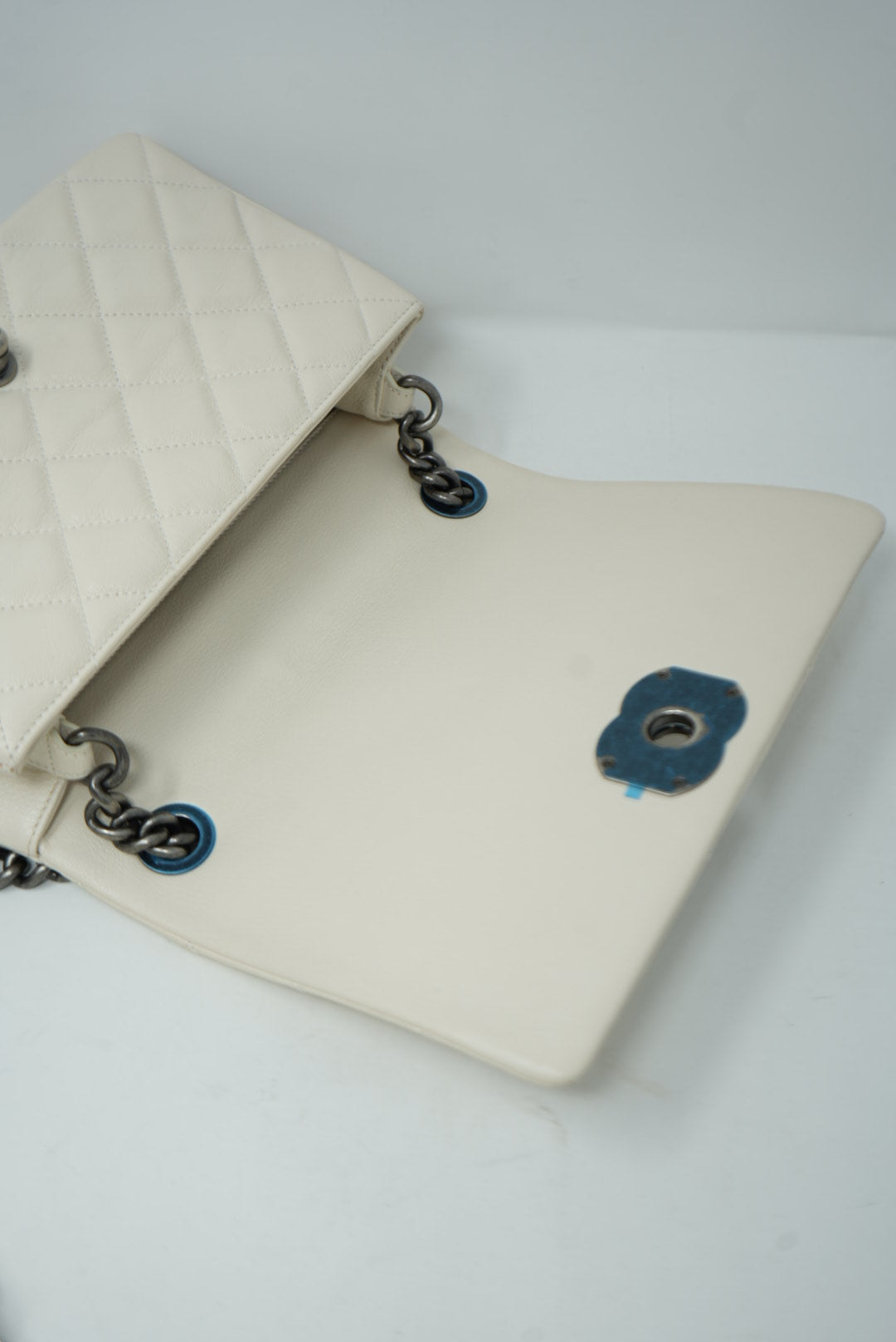 Pre-Owned Chanel Caviar Flap Bag 2015-2016