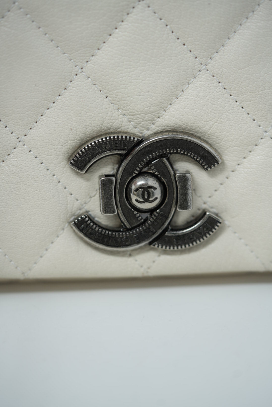 Pre-Owned Chanel Caviar Flap Bag 2015-2016