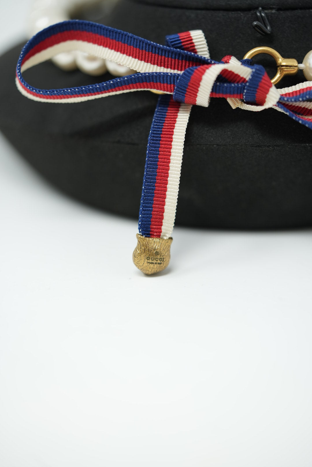 Gucci Faux Pearl Necklace