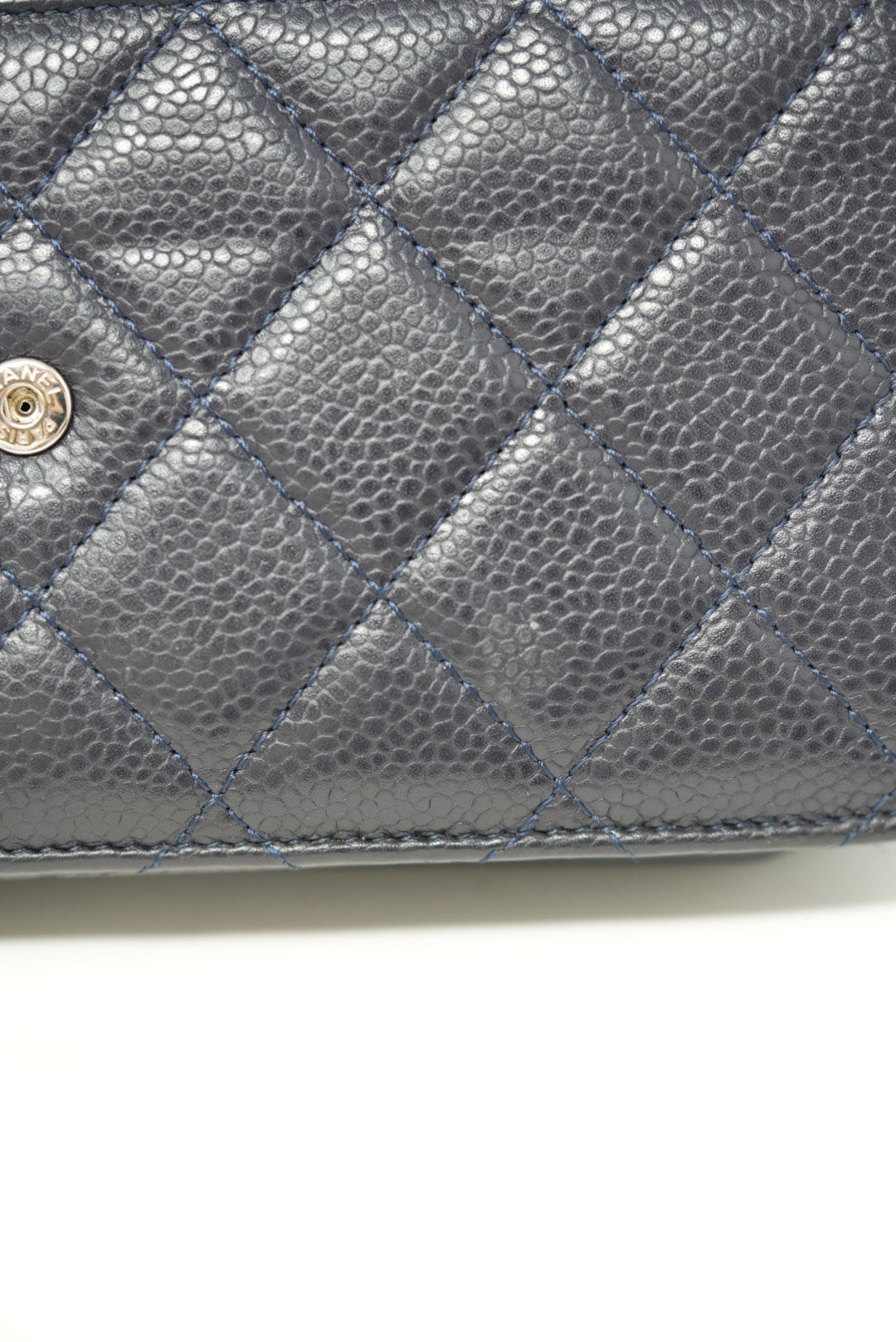 Pre-Owned Chanel 2013-2014 Navy Blue Wallet On Chain Caviar