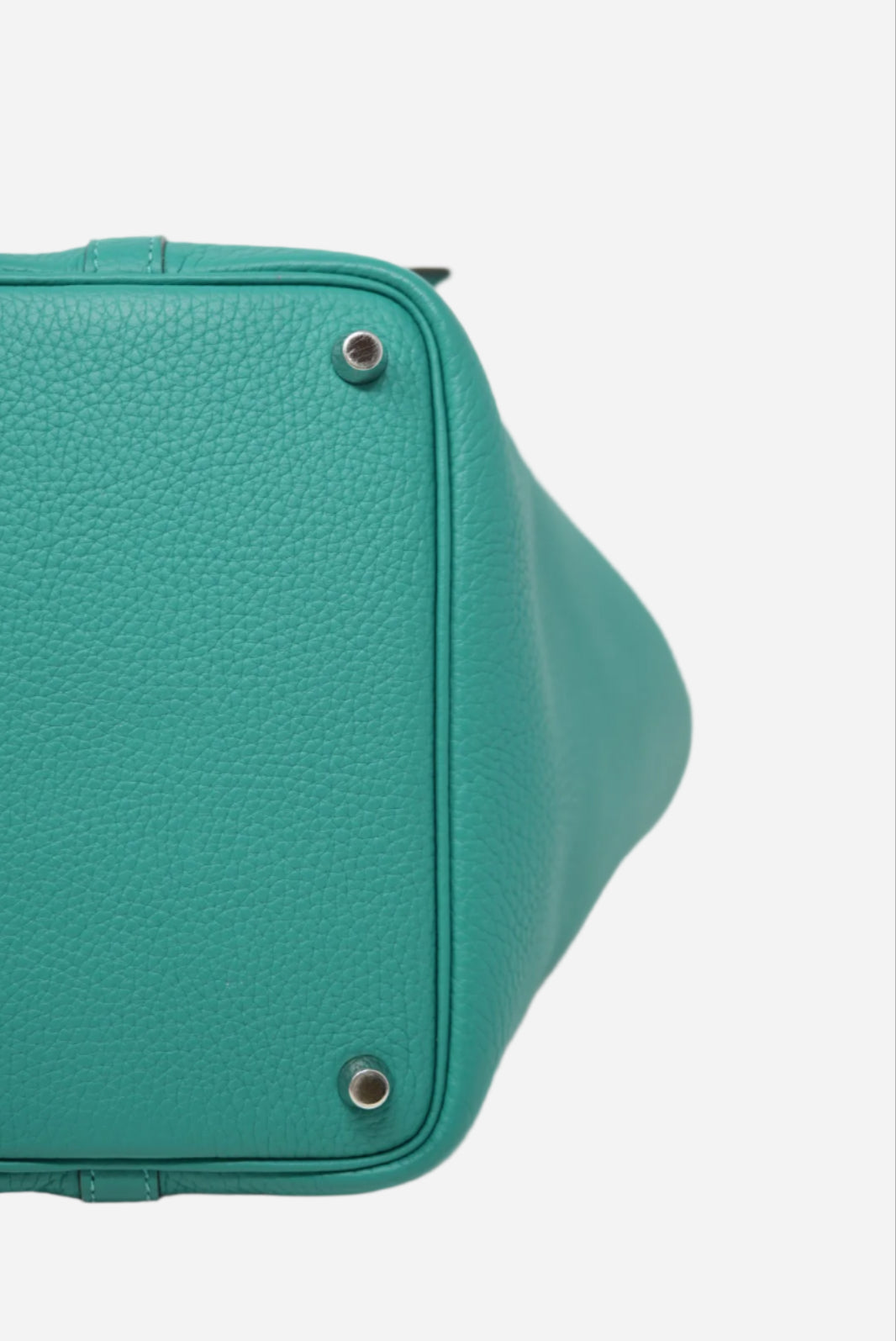 Hermes 2020 Green Clemence Leather Picotin 18 Handbag