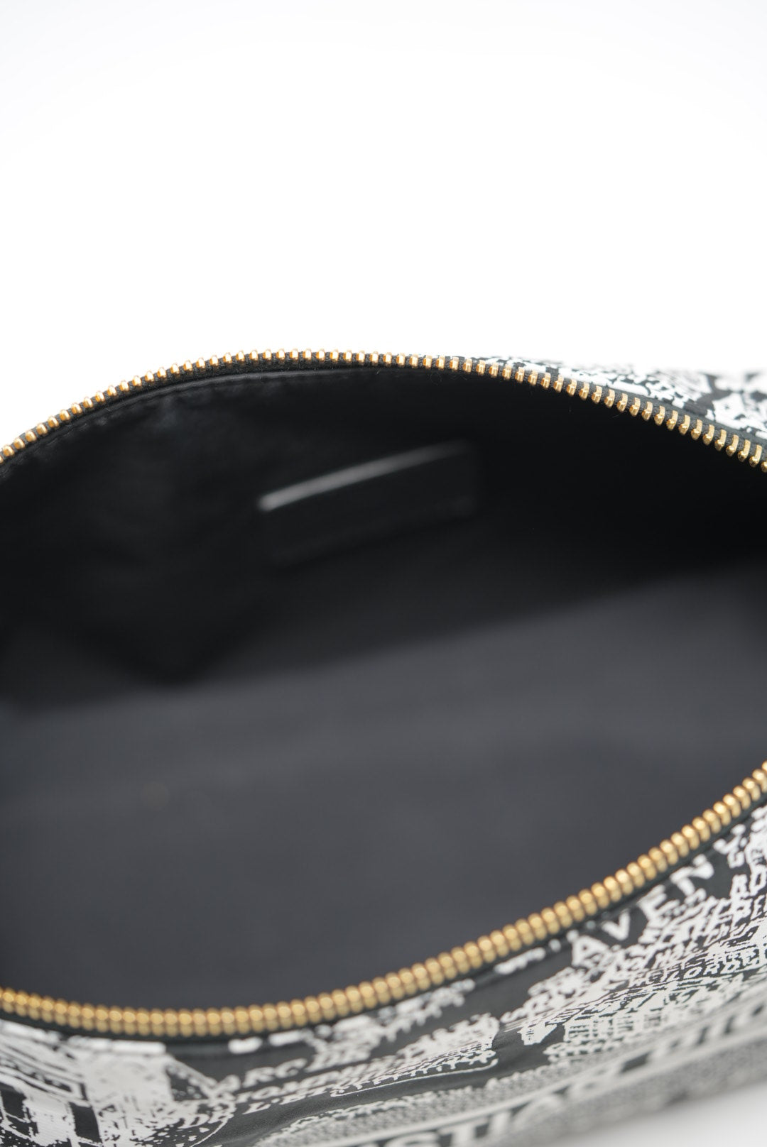 Dior Medium DiorTravel Nomad Pouch