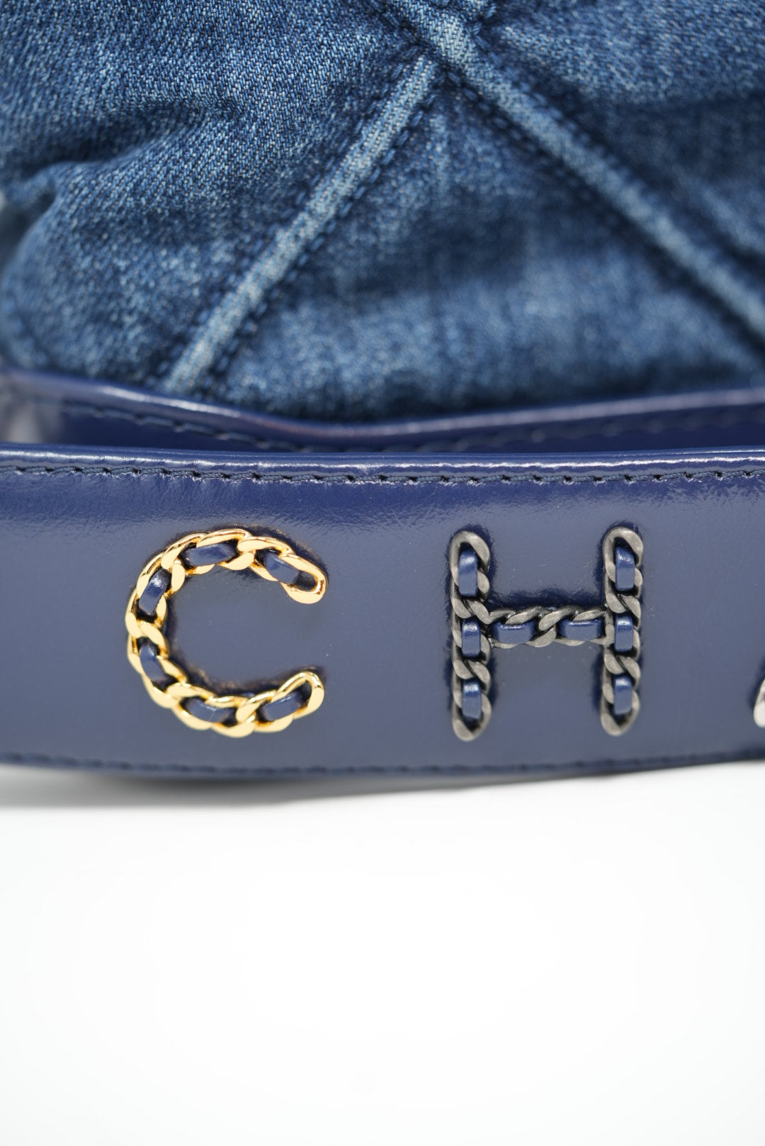 Pre-owned Chanel 2020 Gabrielle Denim Hobo Small