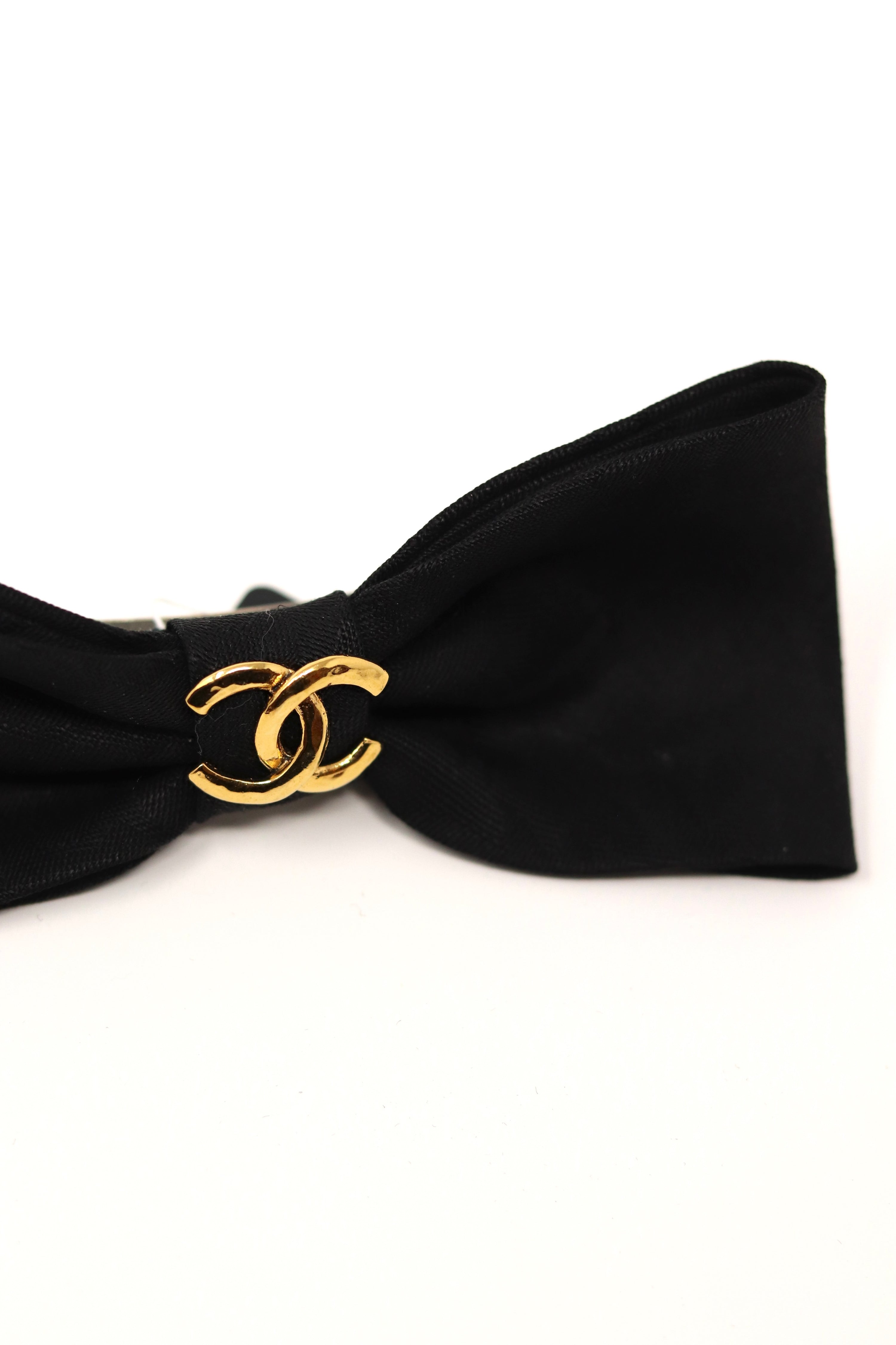 Pre-Owned Chanel 80's/90's Bow Hair Barrette Black
