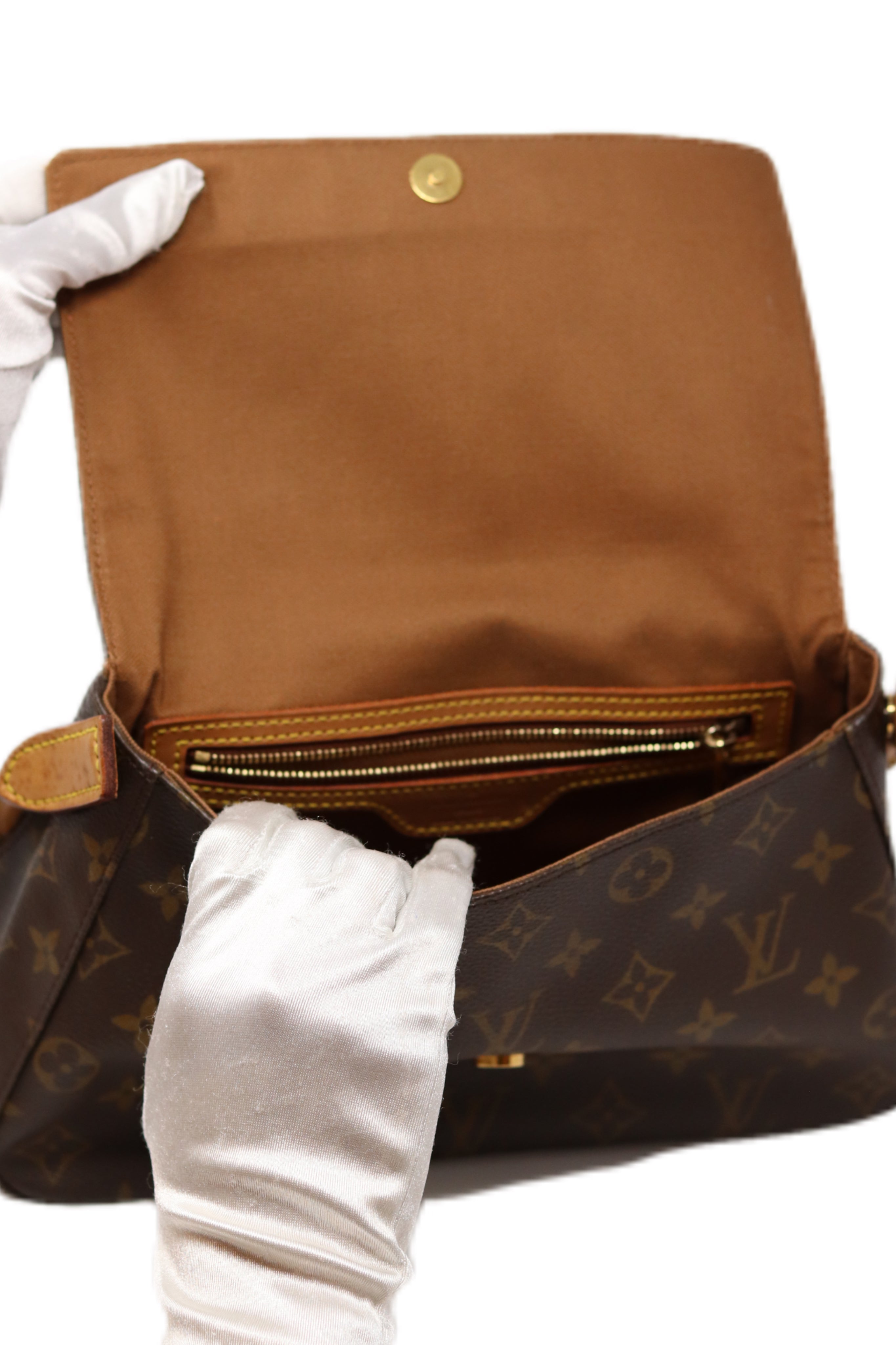 LOUIS VUITTON Small Looping Shoulder Bag