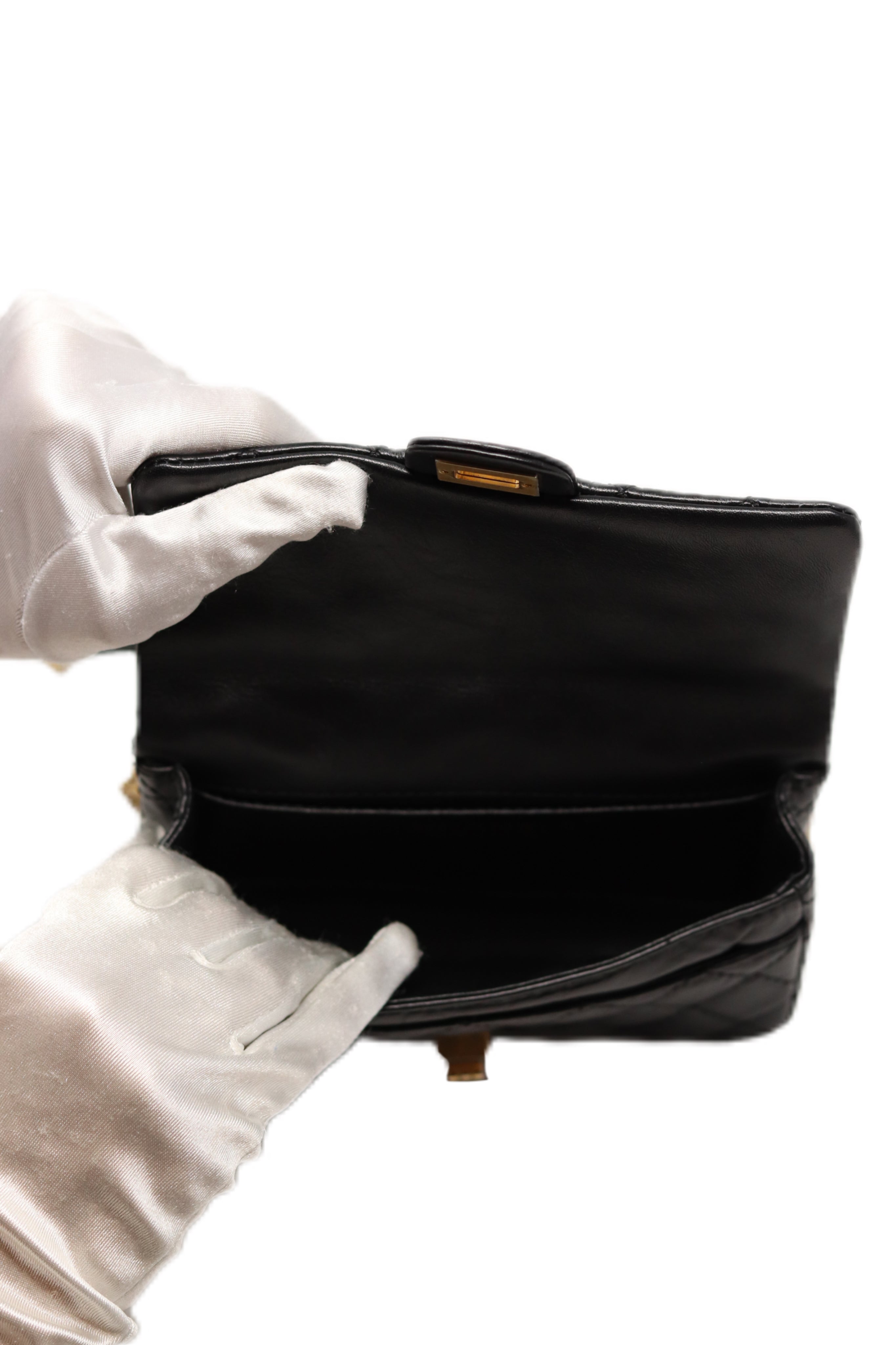 Pre-Owned Chanel 2019 2.55 mini Waist Bag Aged Calfskin